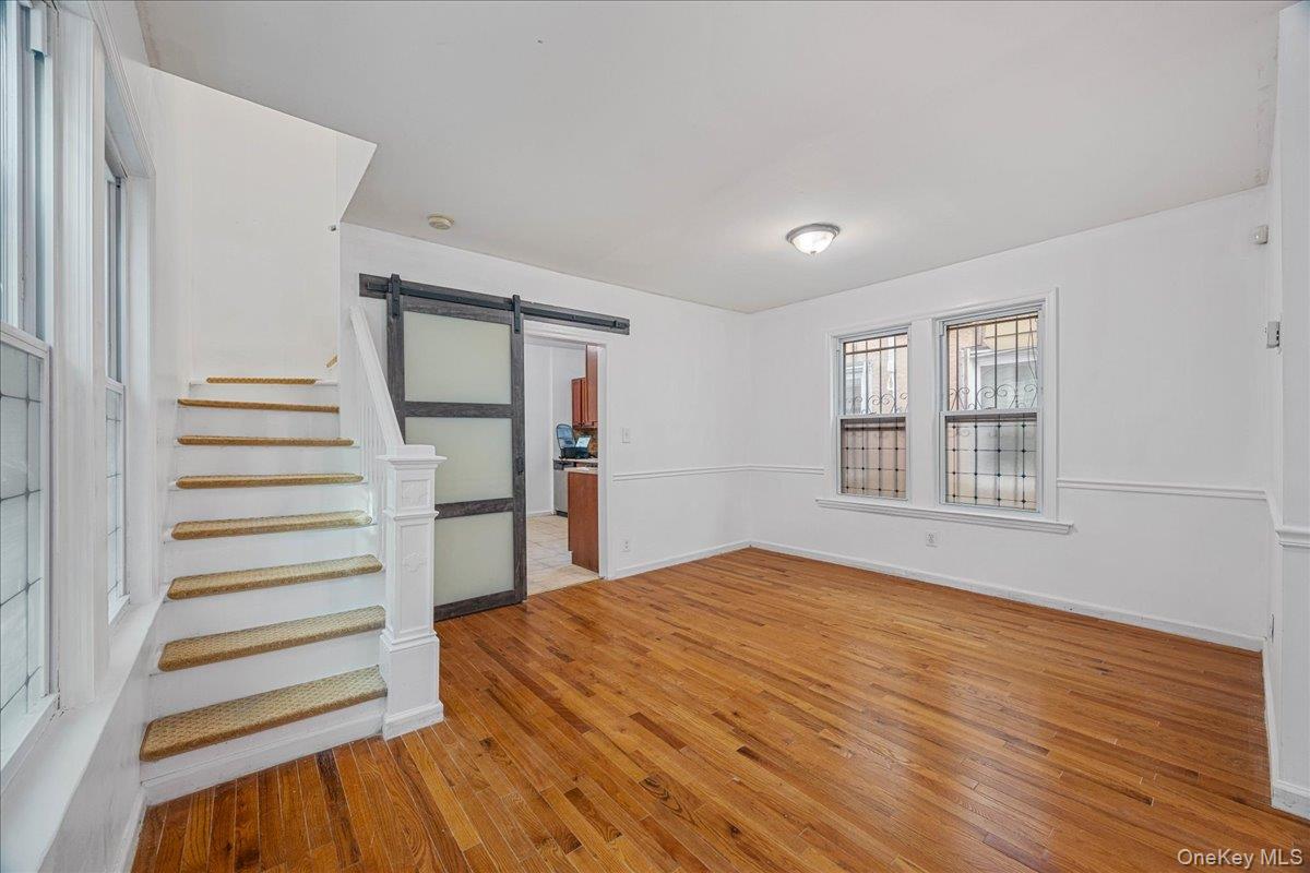 1787 Randall Avenue – For Sale photo 7
