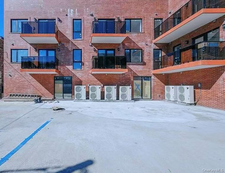 16502 Sanford Avenue – For Rent photo 4