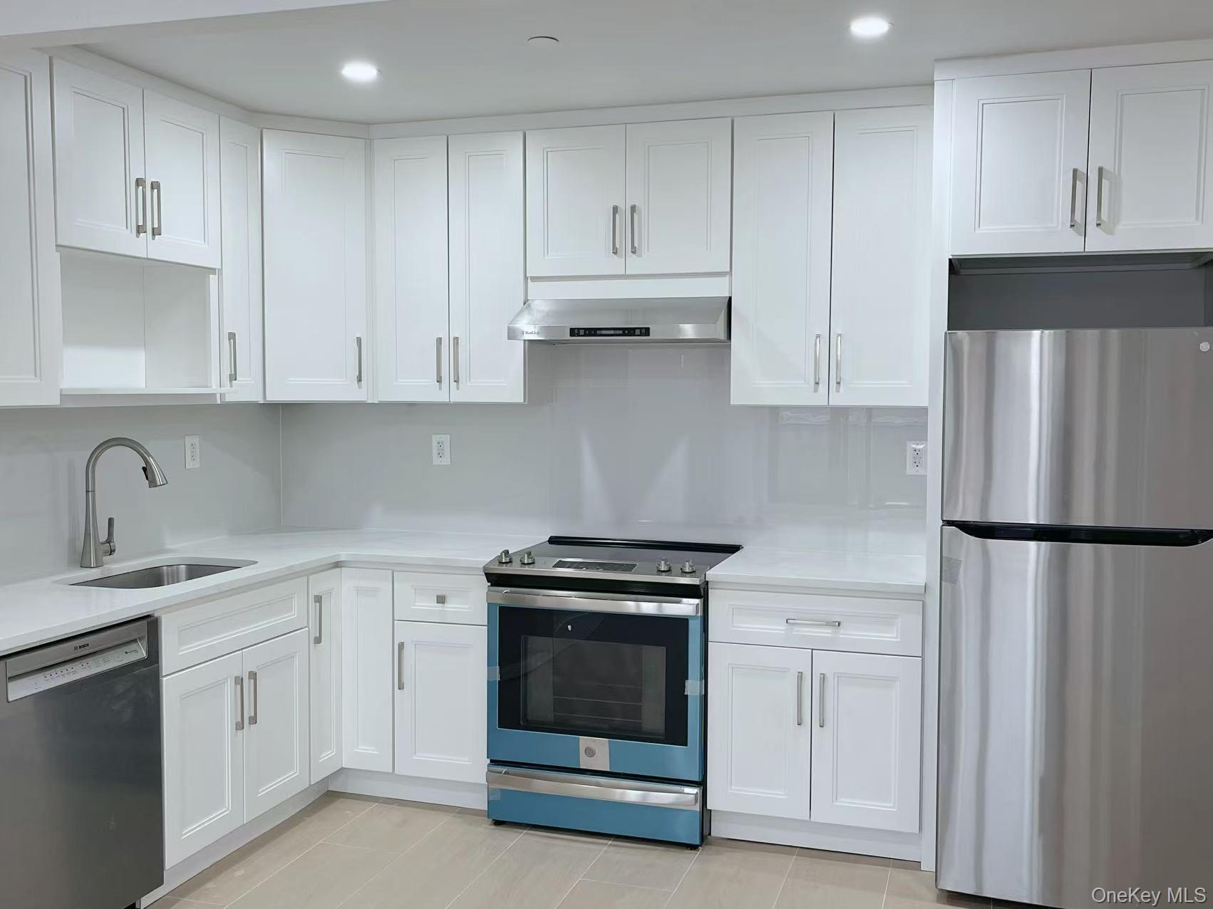 16502 Sanford Avenue, Unit C9 photo 6