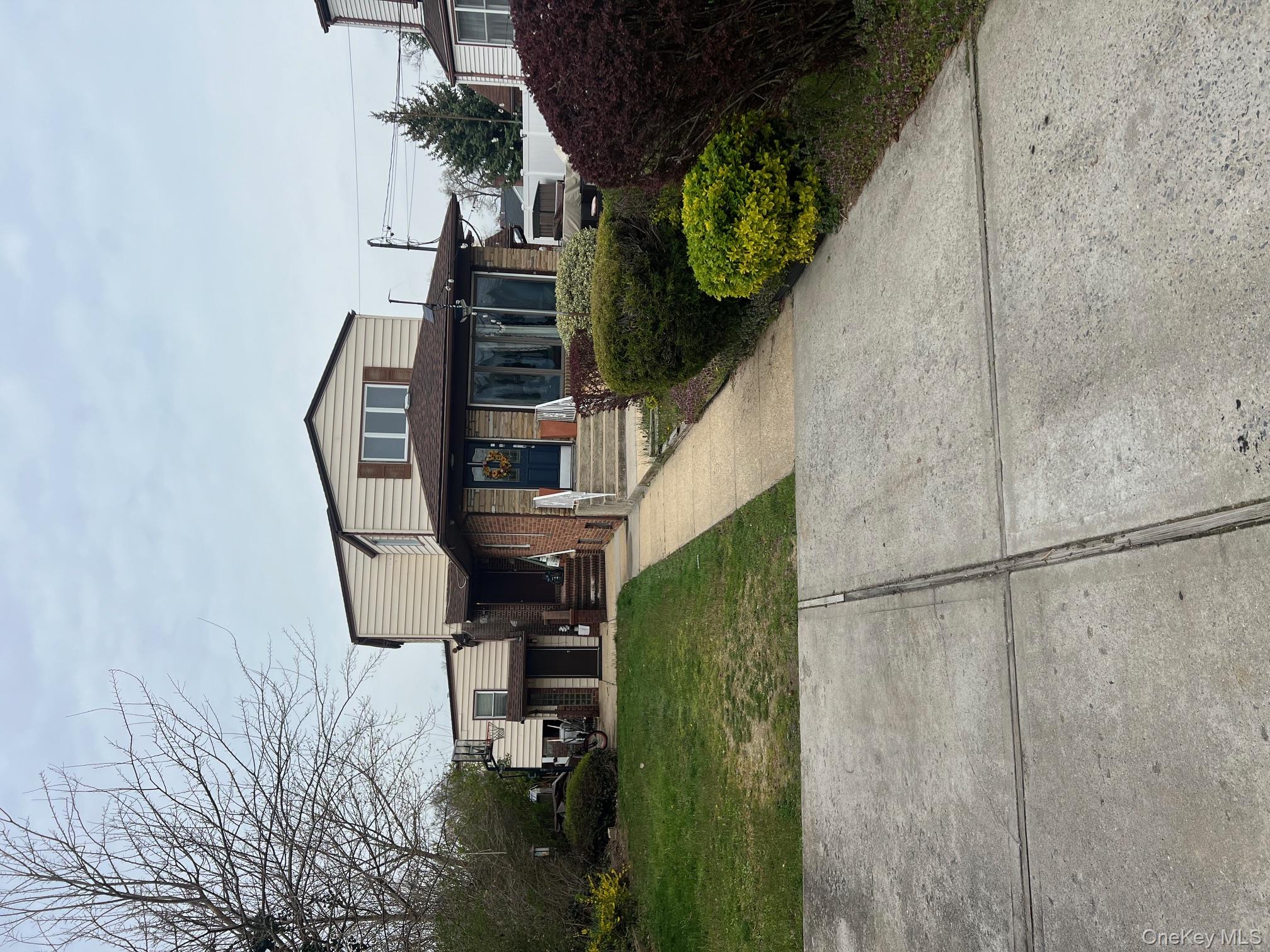 240 Oakley Avenue – For Sale