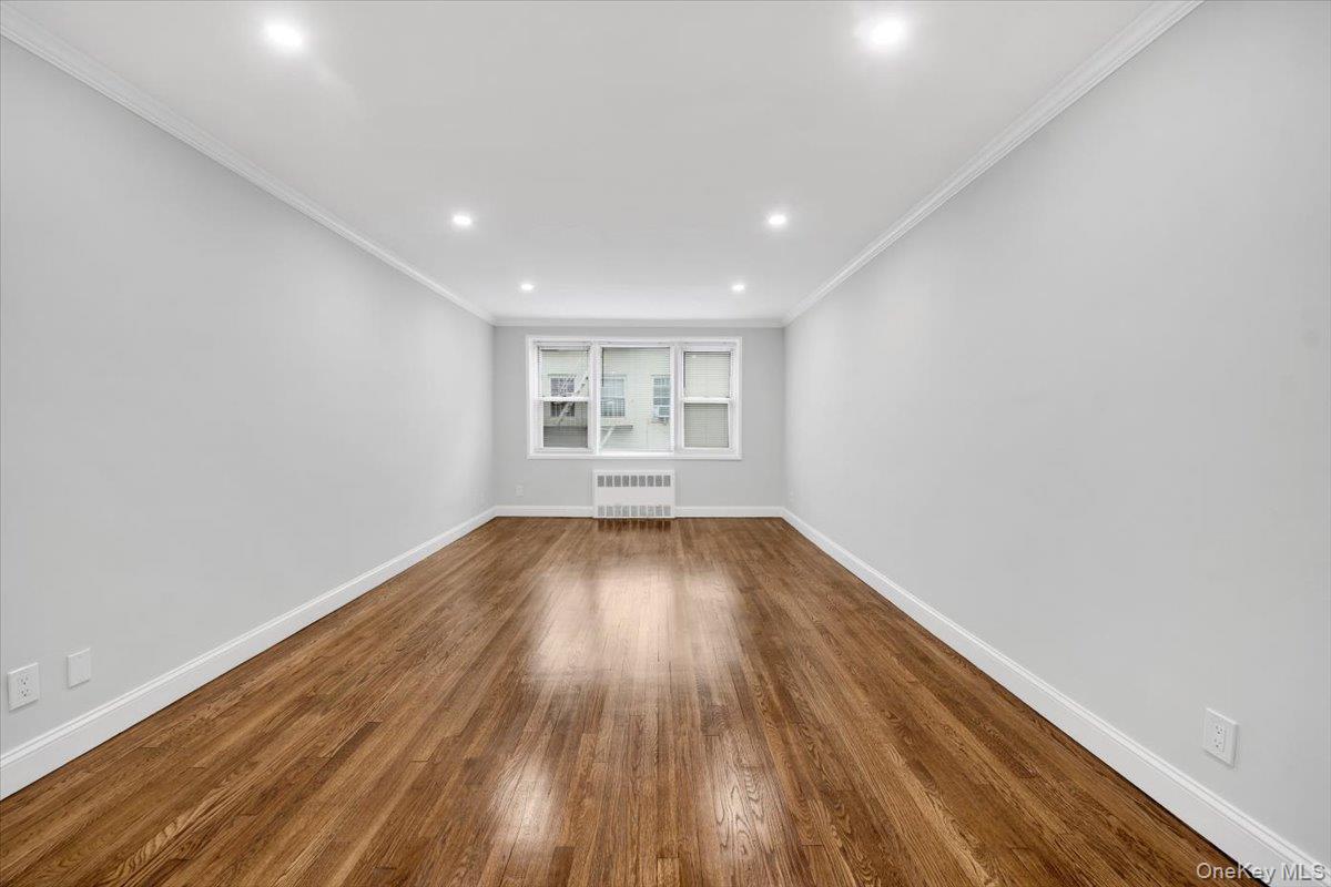 4265 Webster Ave., Unit 5C photo 16