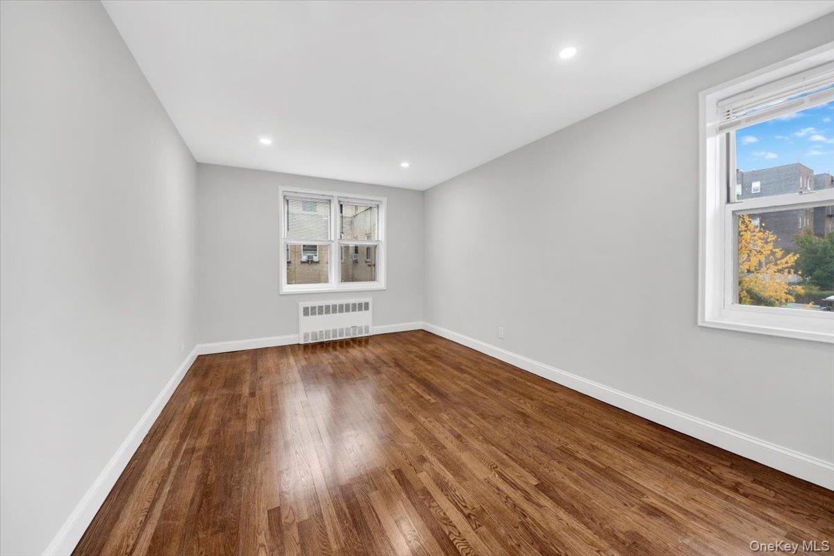 4265 Webster Ave., Unit 5C photo 11