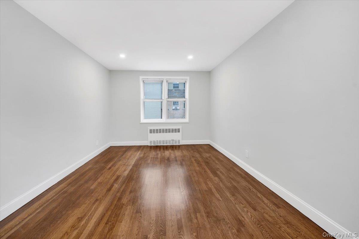 4265 Webster Ave., Unit 5C photo 12
