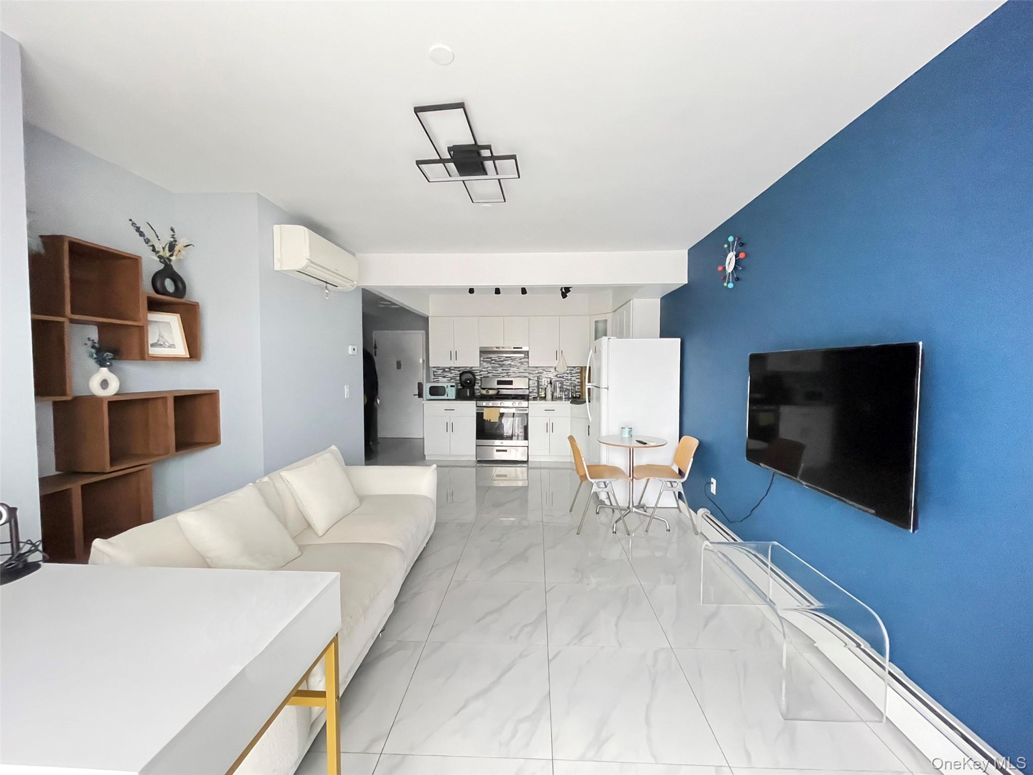 132-16 Maple Avenue, Unit 5A photo 2