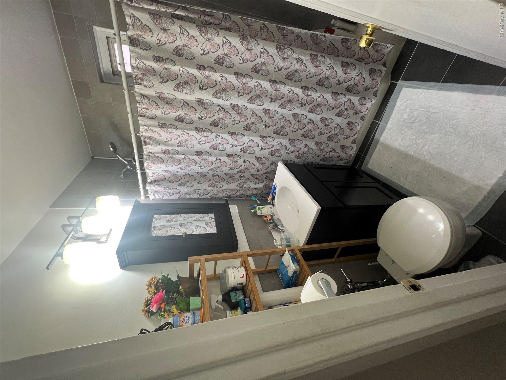 2080 Barnes Avenue, Unit 4C photo 9