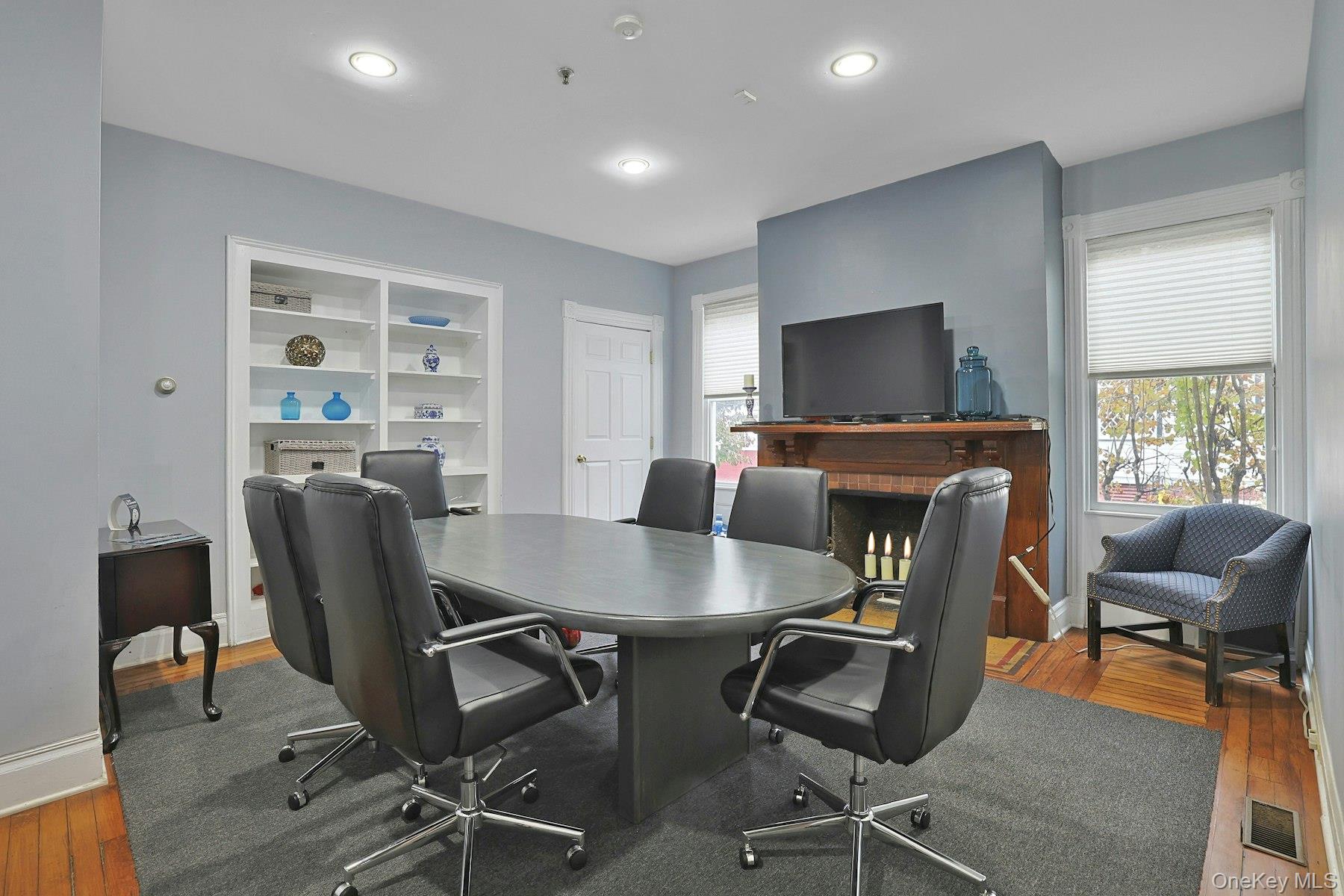 46 South Broadway – For Sale photo 17