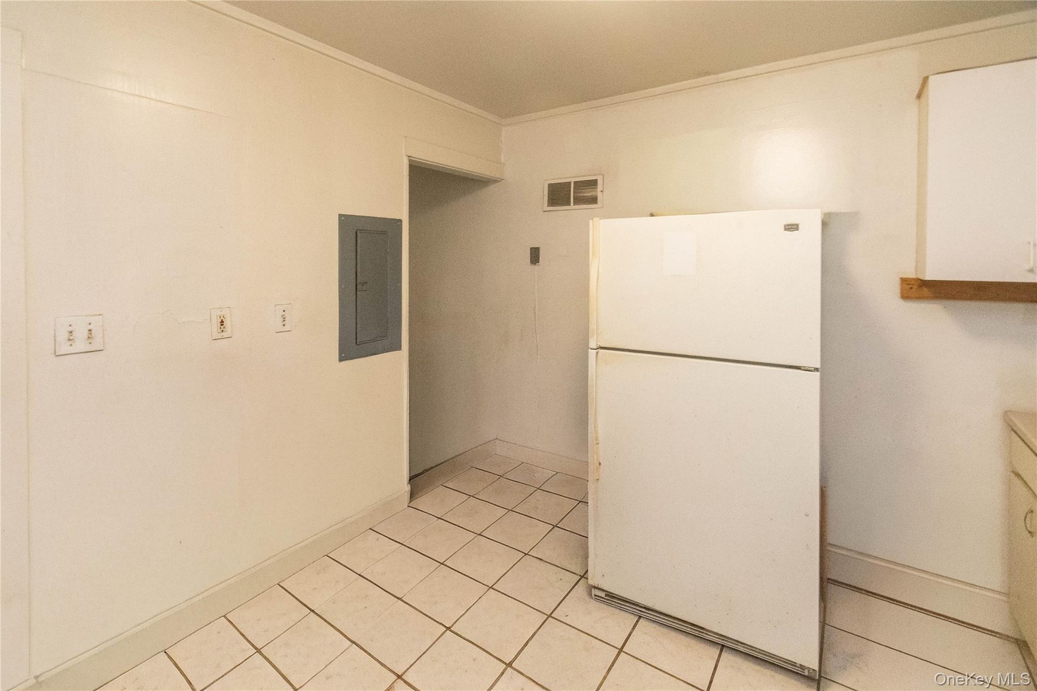 426 Violet Avenue – For Sale photo 29