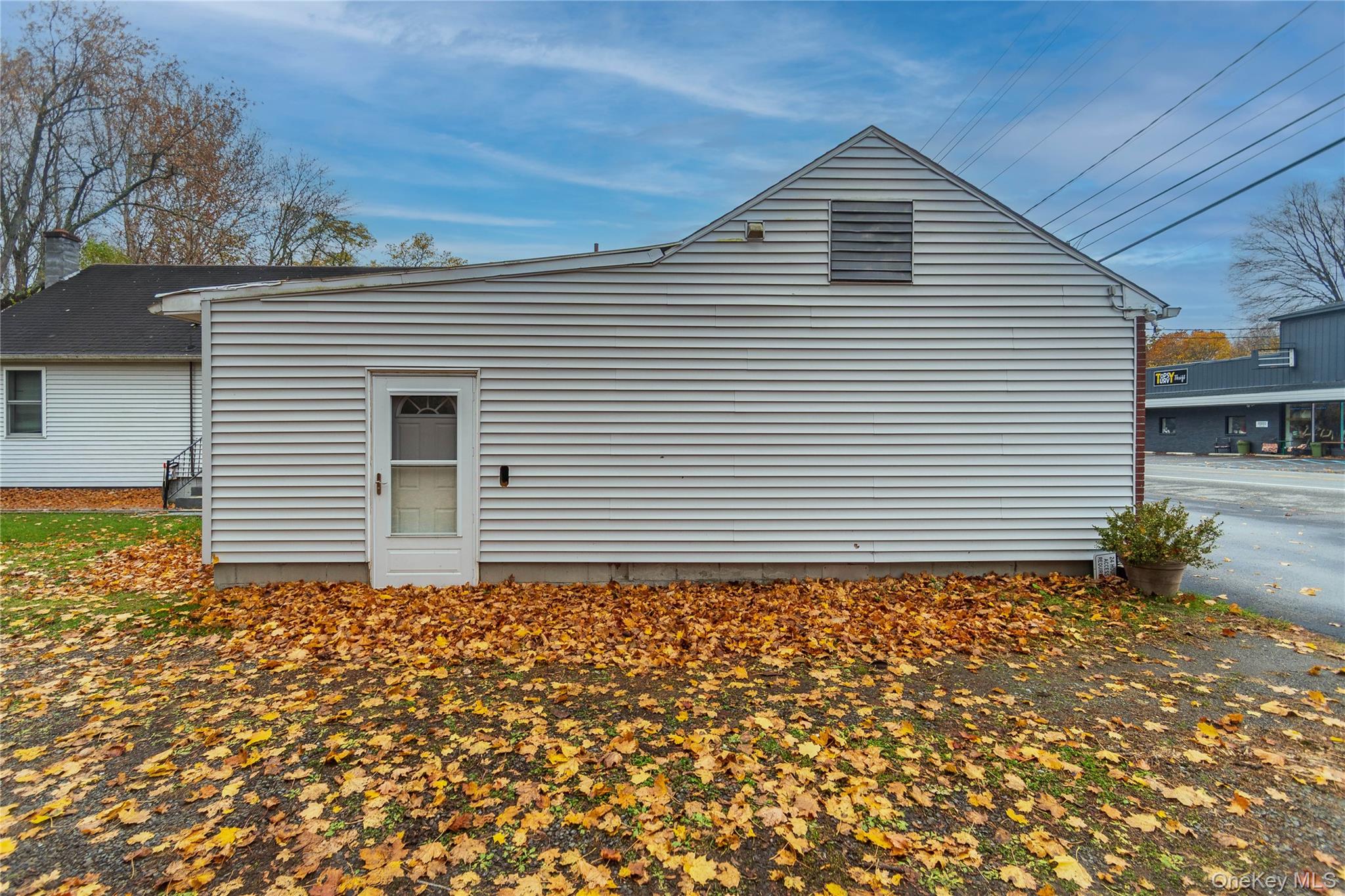 426 Violet Avenue – For Sale photo 11
