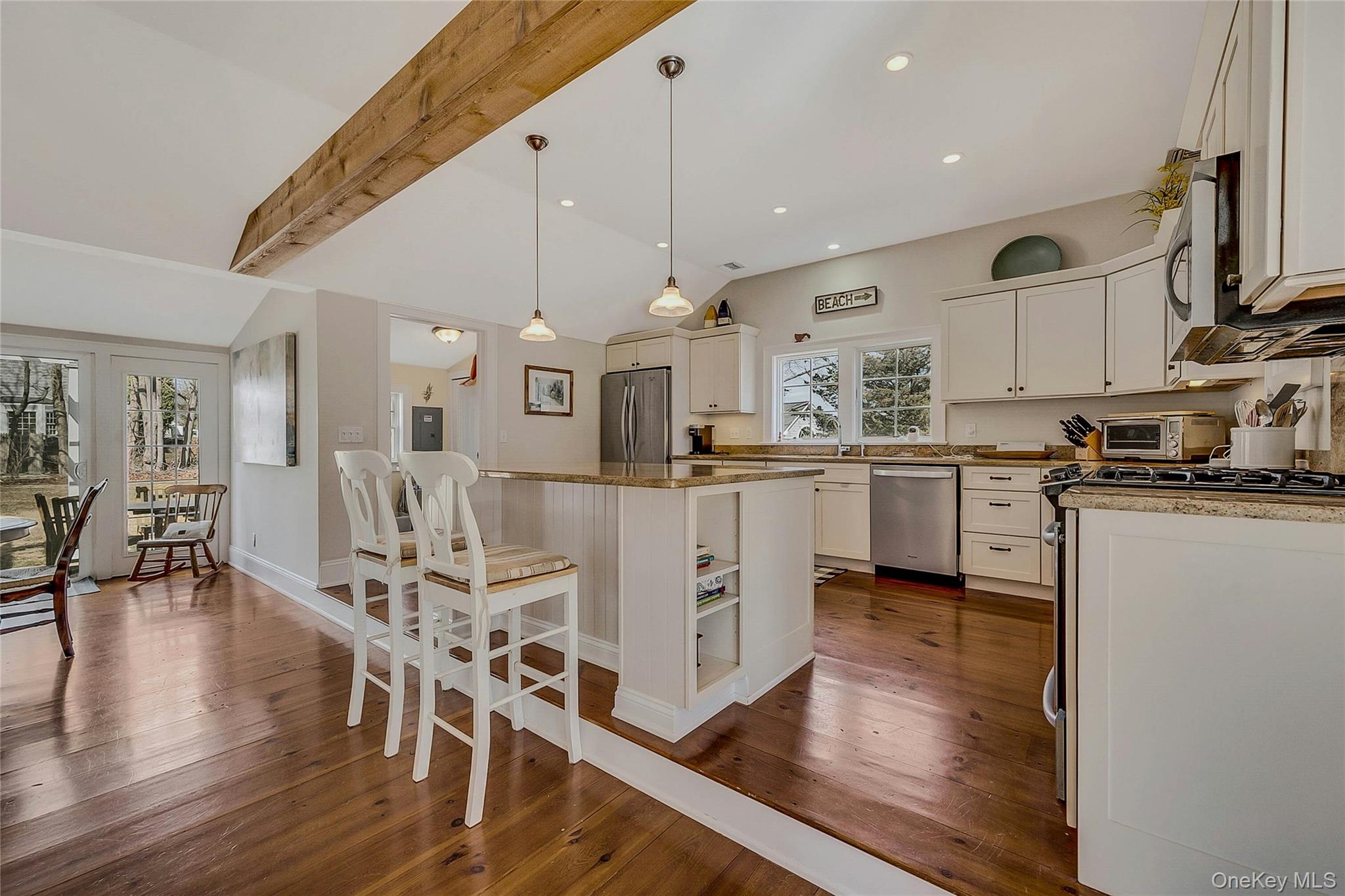 635 Strohson Road – For Rent photo 10