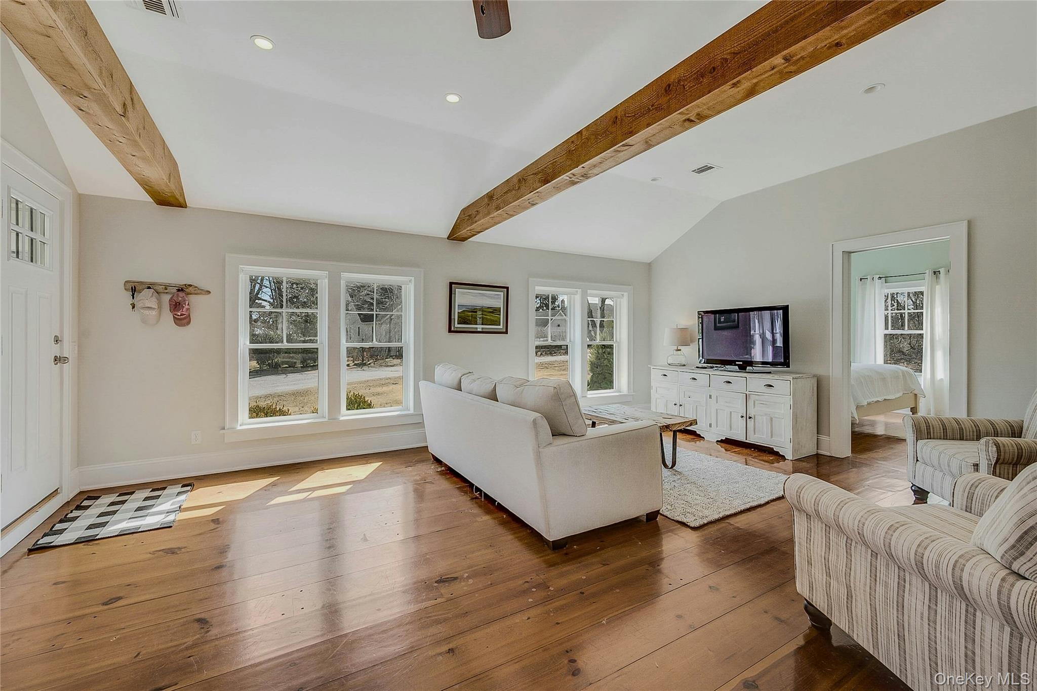 635 Strohson Road – For Rent photo 4