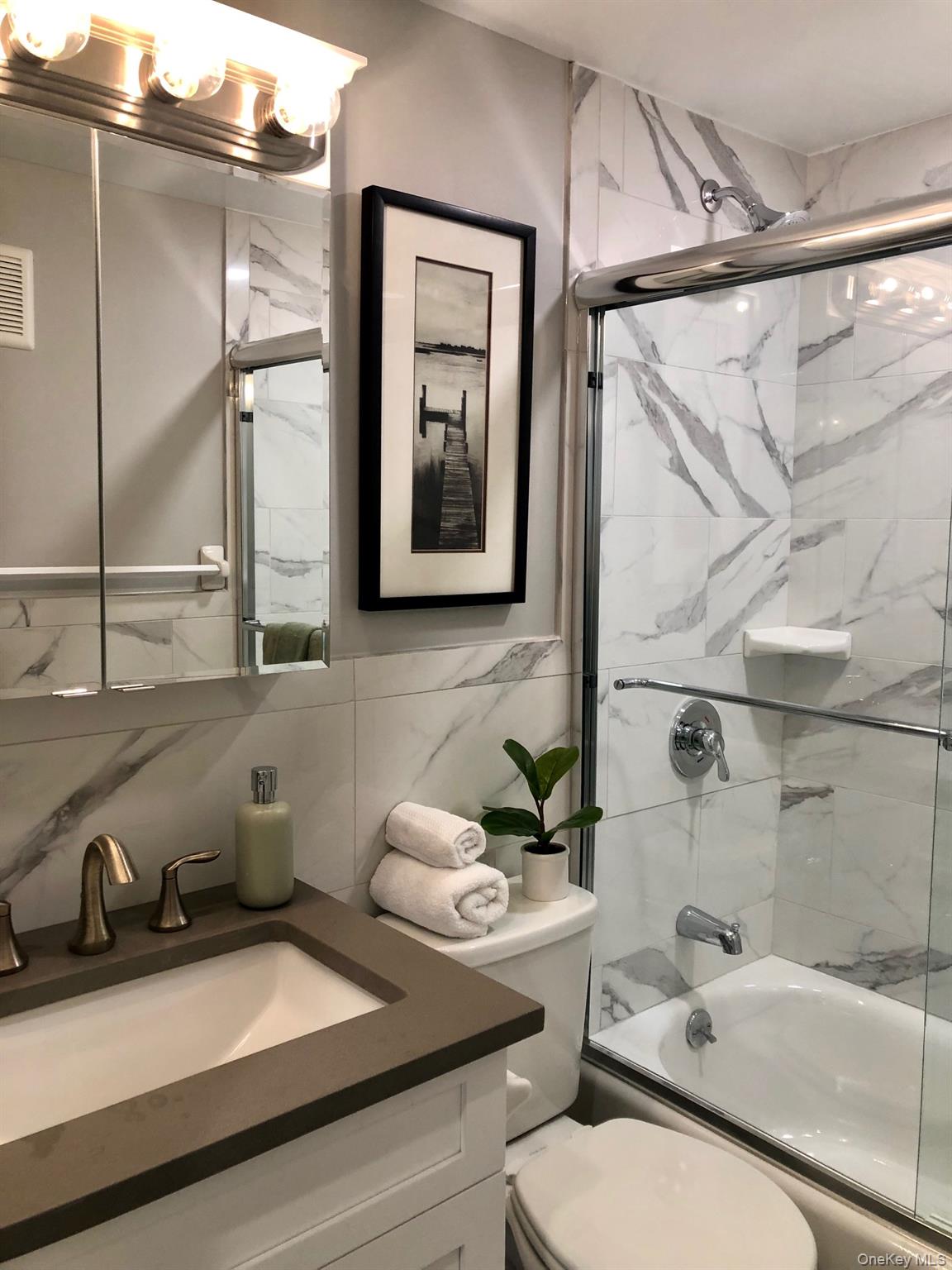 10 Westwood Drive, Unit 41 photo 10
