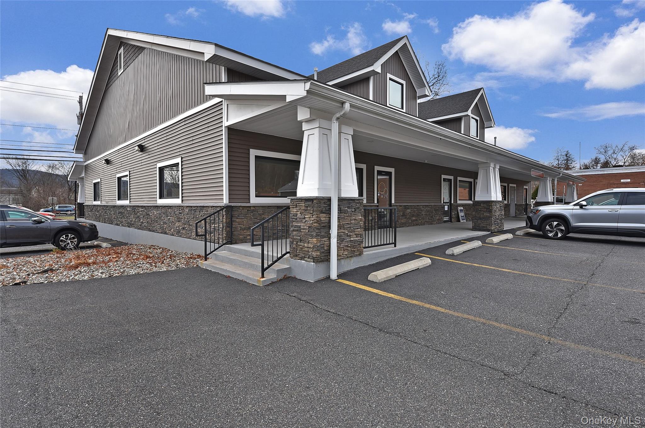 32 W Main Street – For Sale photo 15