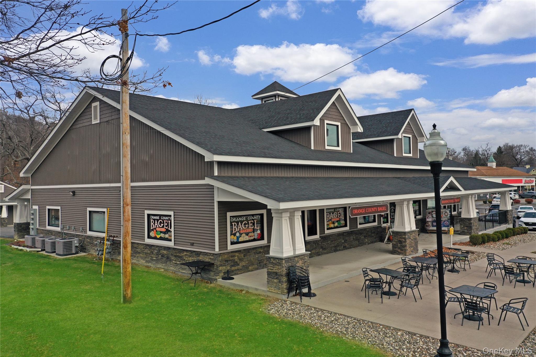 32 W Main Street – For Sale photo 23