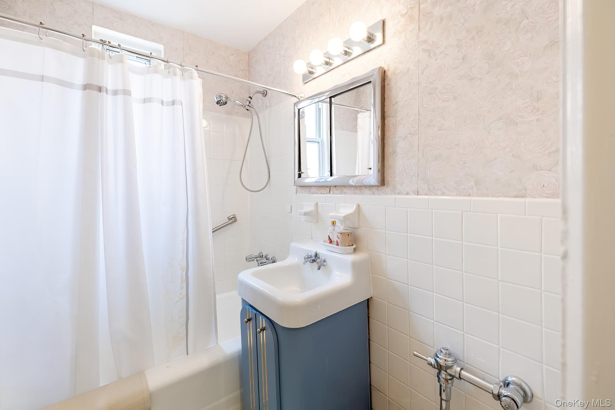2390 Palisade Avenue, Unit 5J photo 17