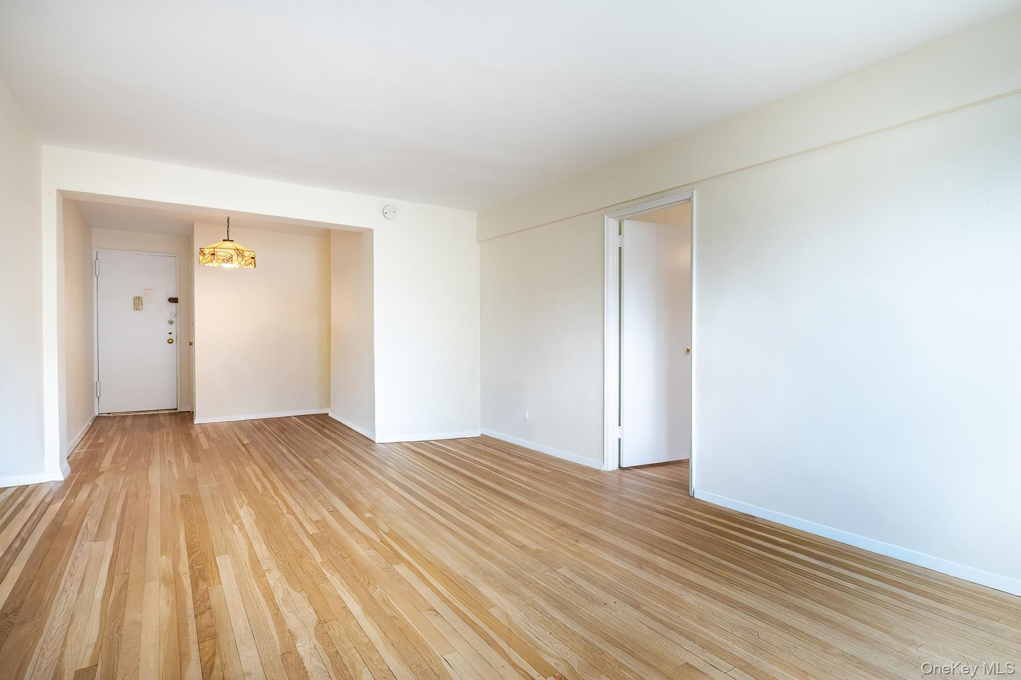 2390 Palisade Avenue, Unit 5J photo 7
