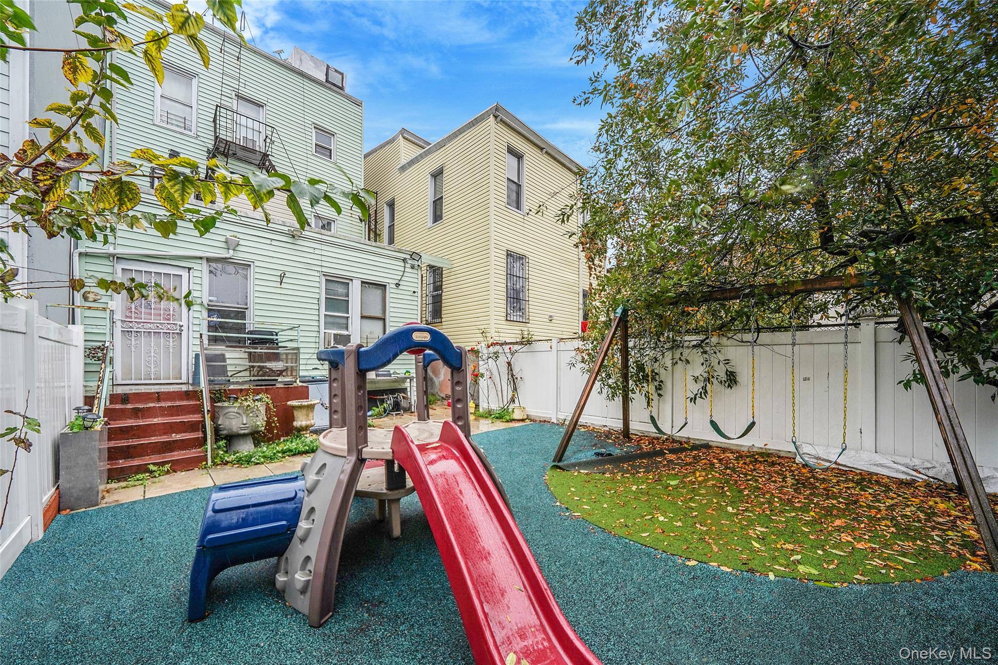 852 Blake Avenue – For Sale photo 39