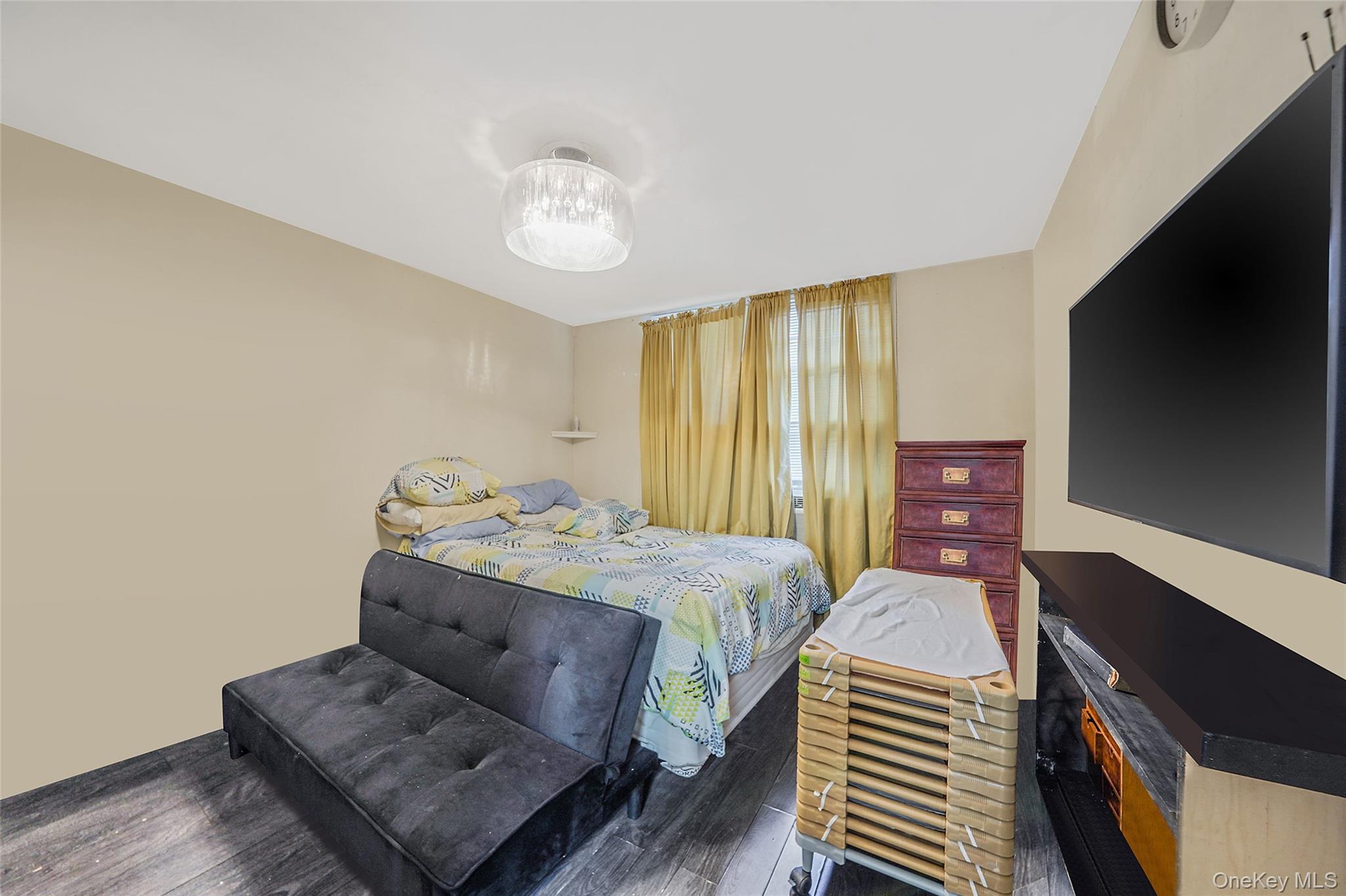 852 Blake Avenue – For Sale photo 9