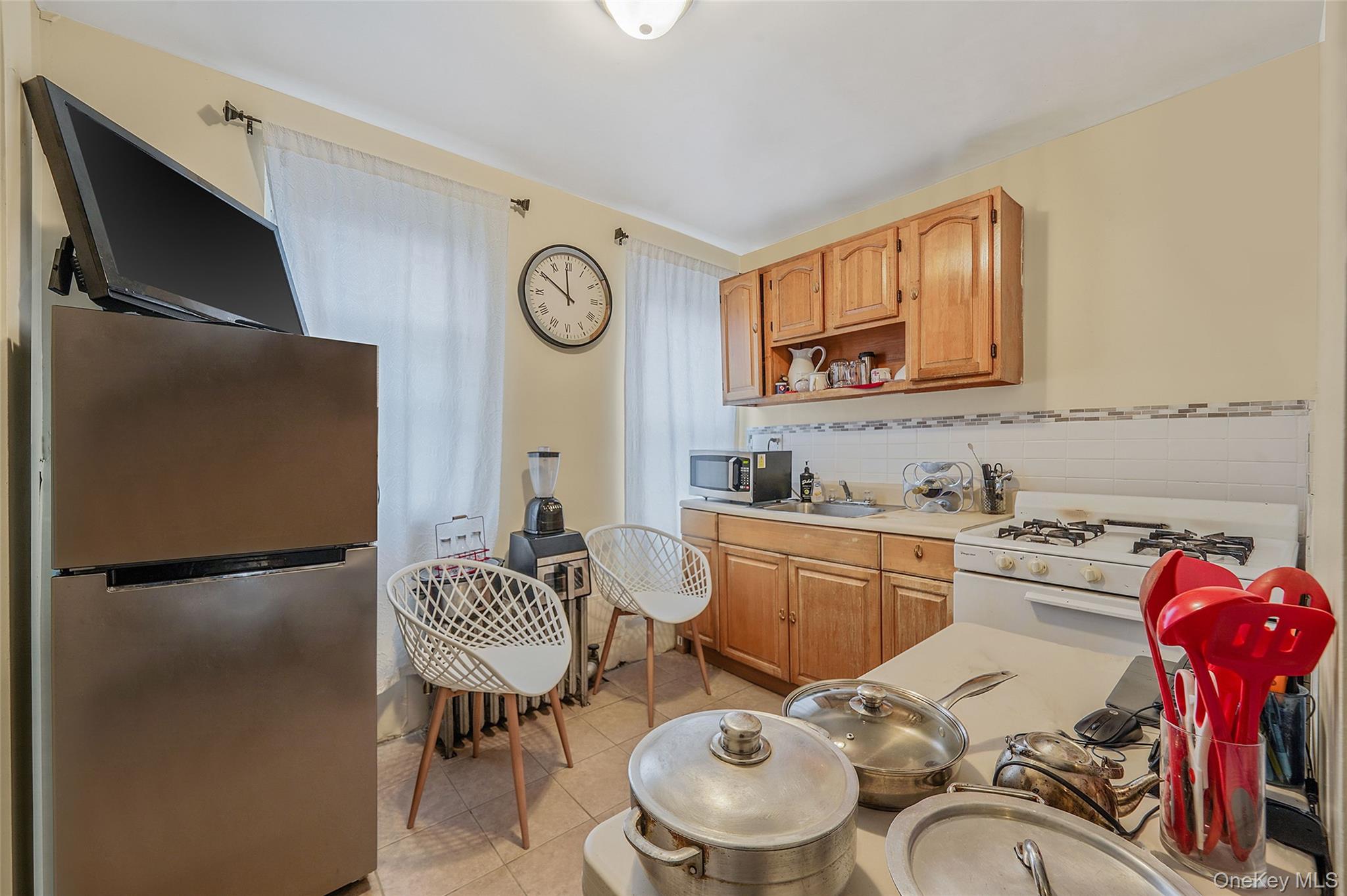 852 Blake Avenue – For Sale photo 32