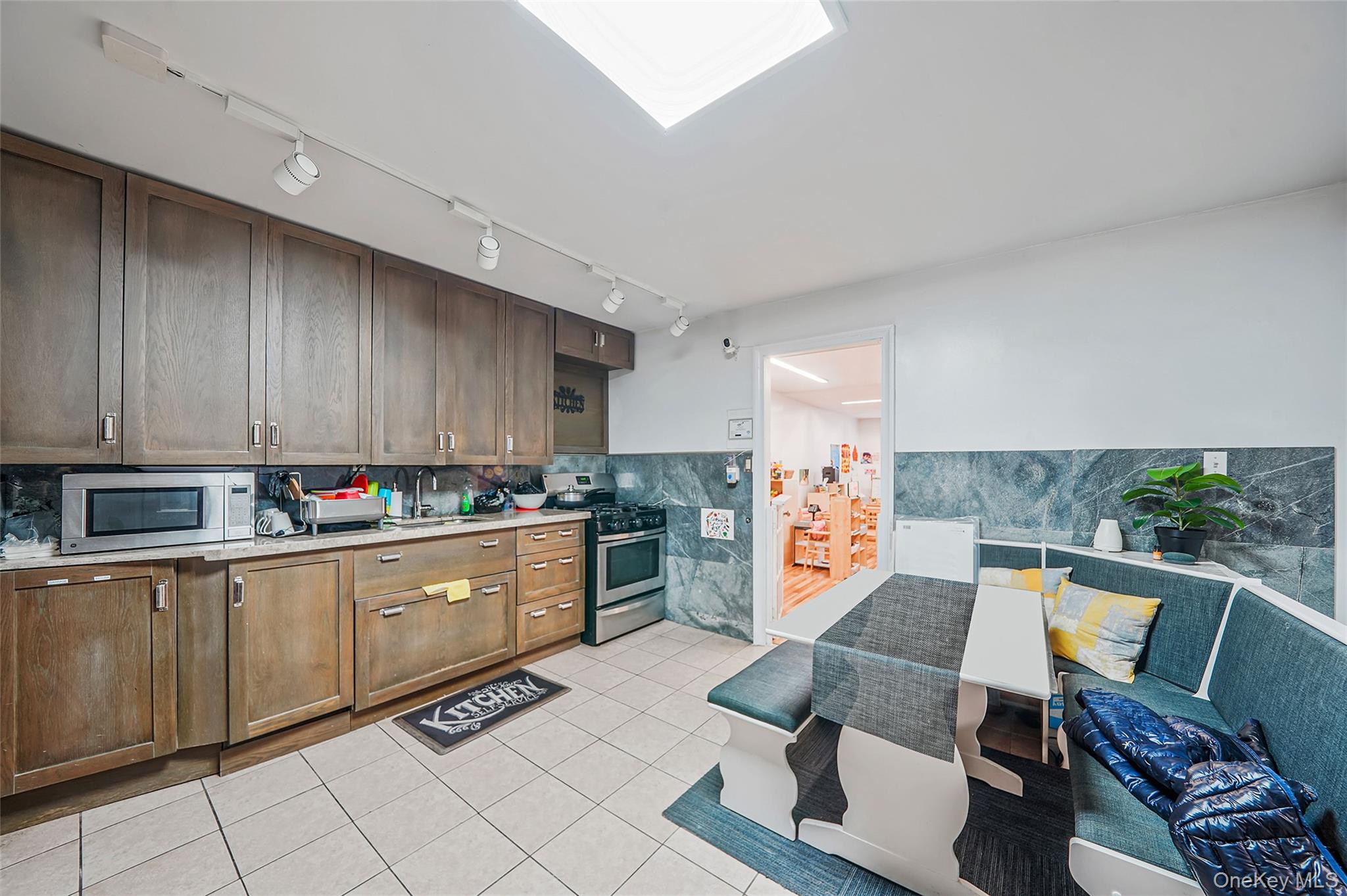 852 Blake Avenue – For Sale photo 7