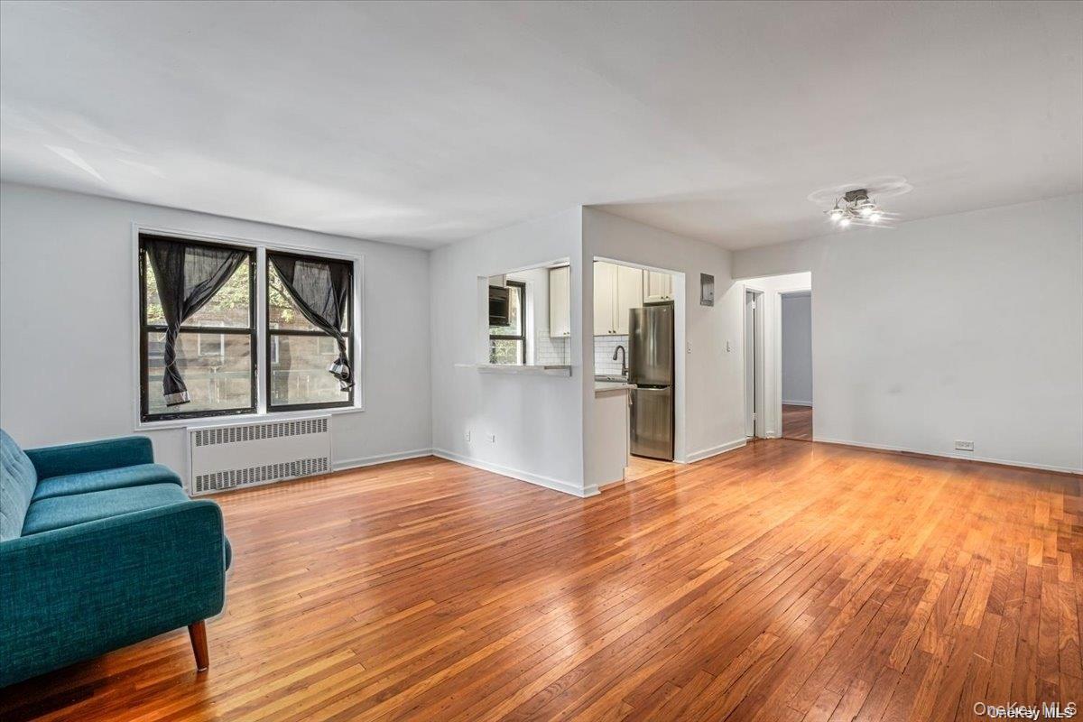 90-11 35 Avenue, Unit 1D photo 4