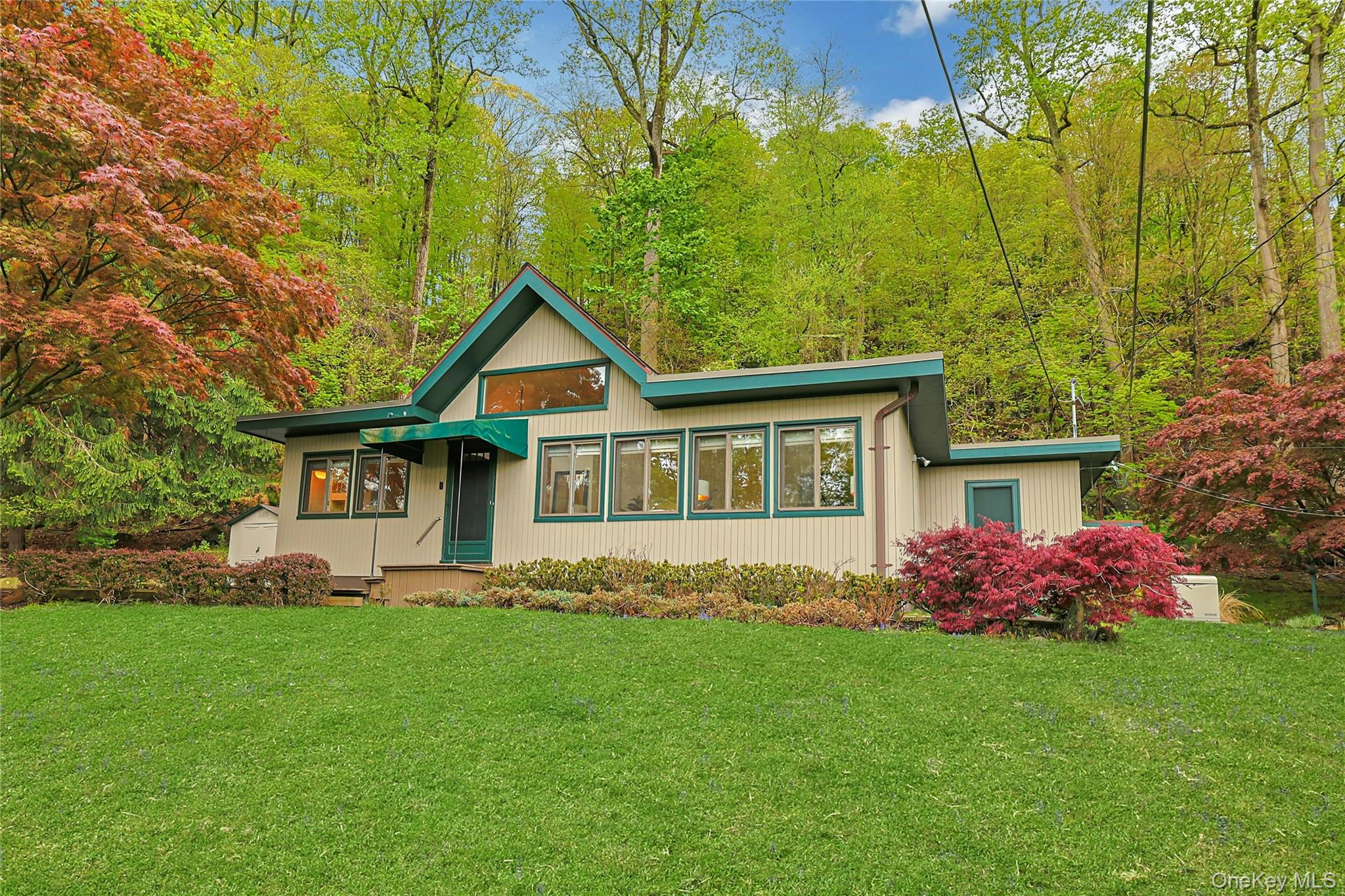 277 S Boulevard – For Sale