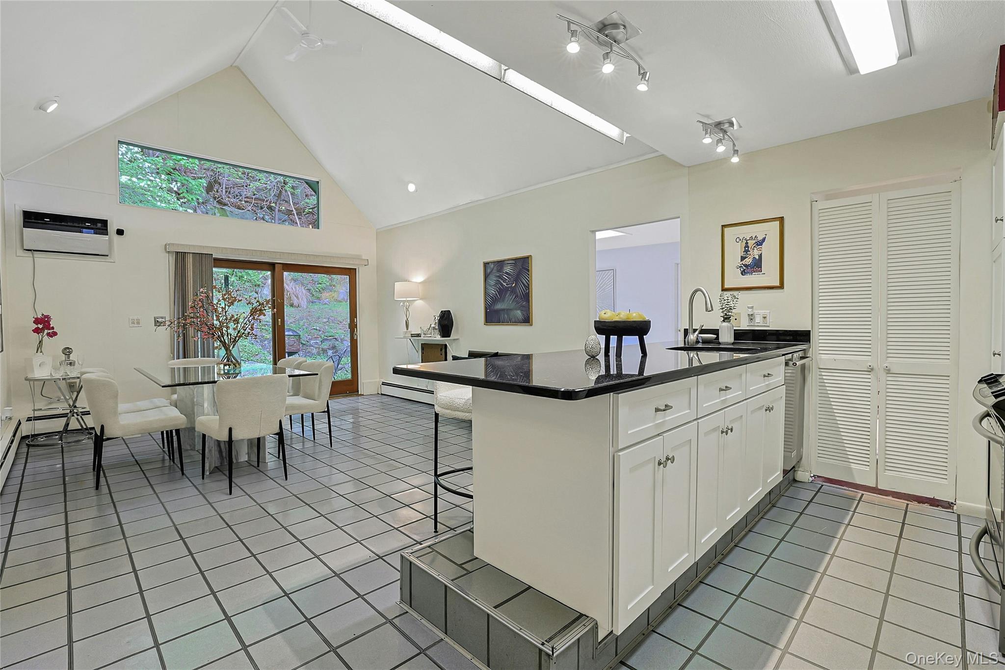 277 S Boulevard – For Sale photo 20