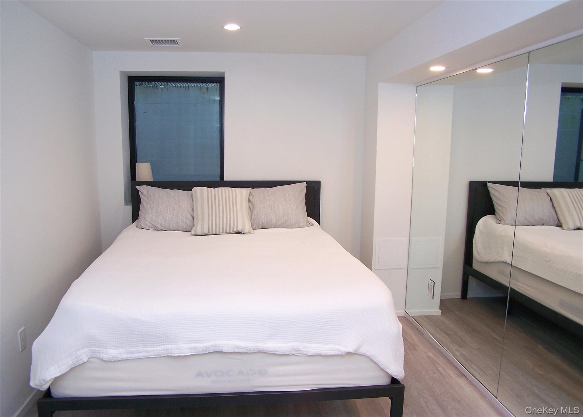 47 School Street – For Rent photo 9