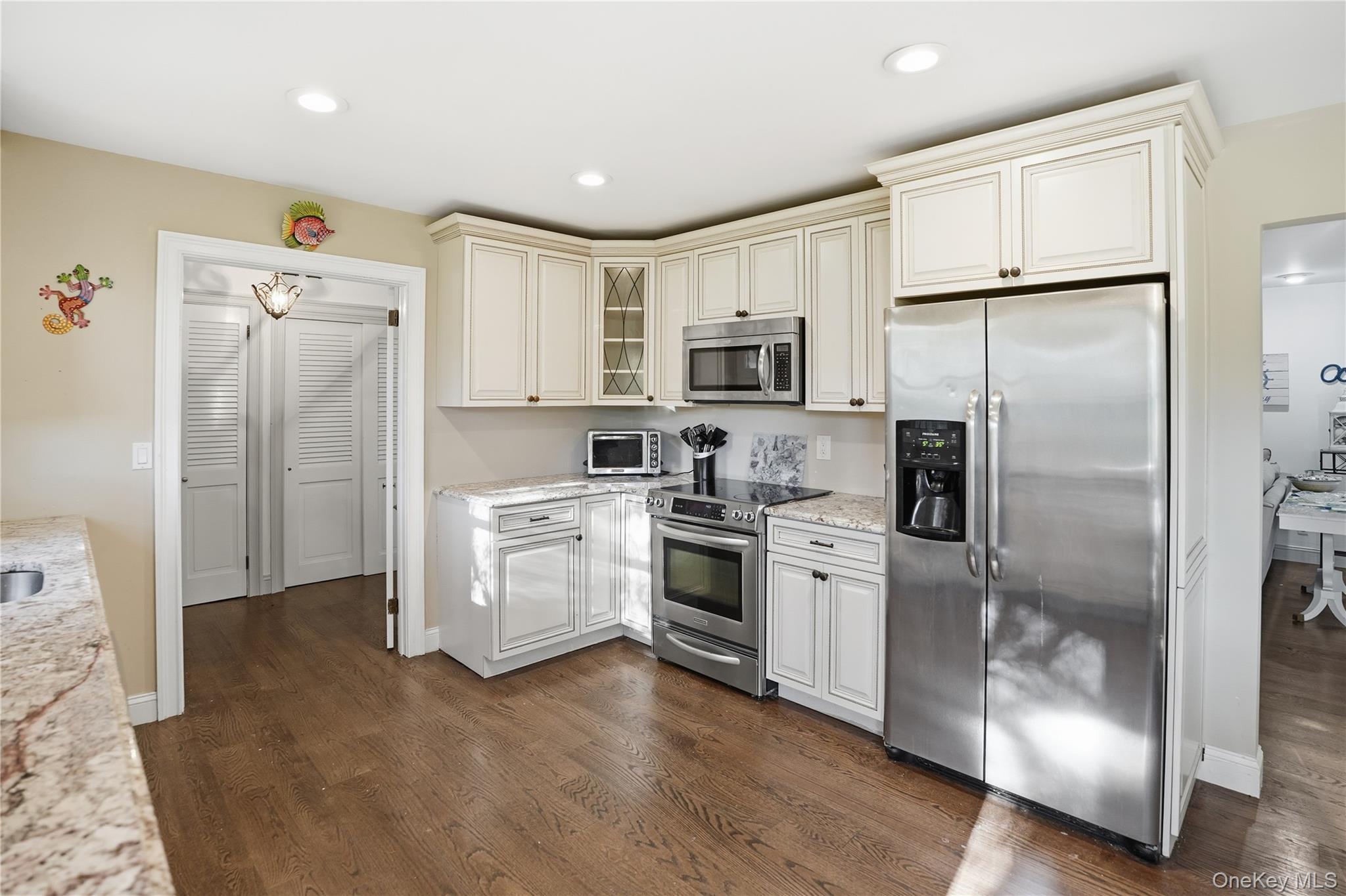 15 Club Drive – For Rent photo 7