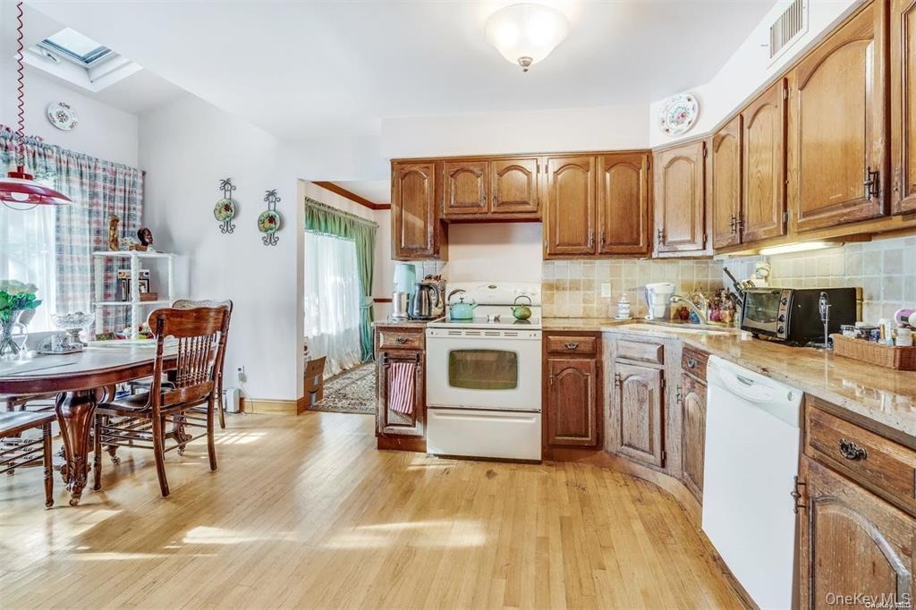 474 Route 25A – For Sale photo 3