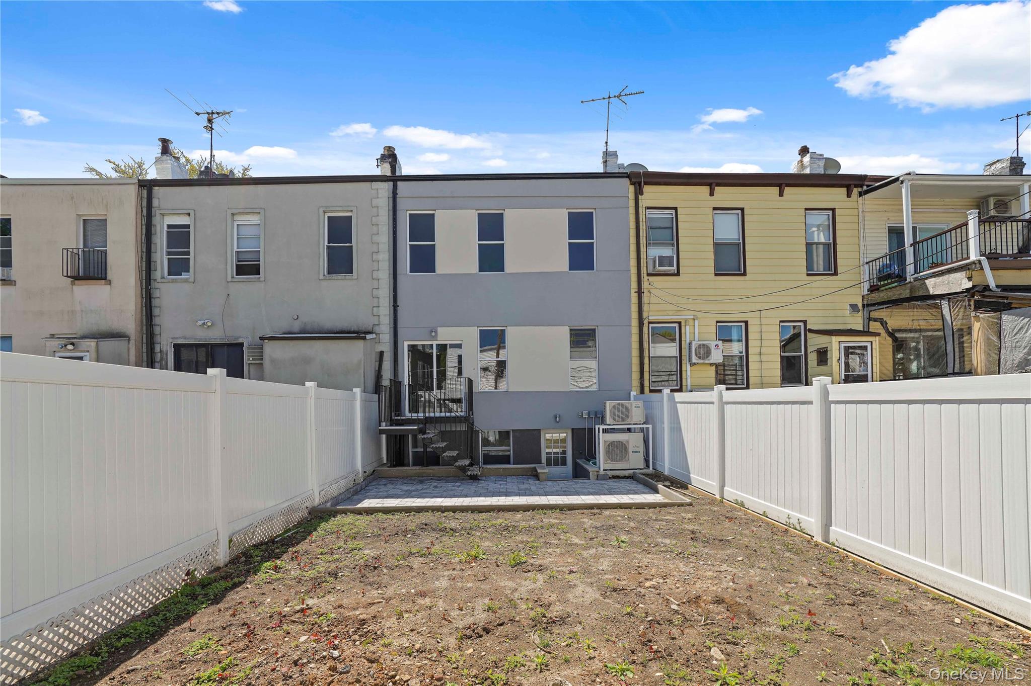 79-23 67 Drive – For Sale photo 29