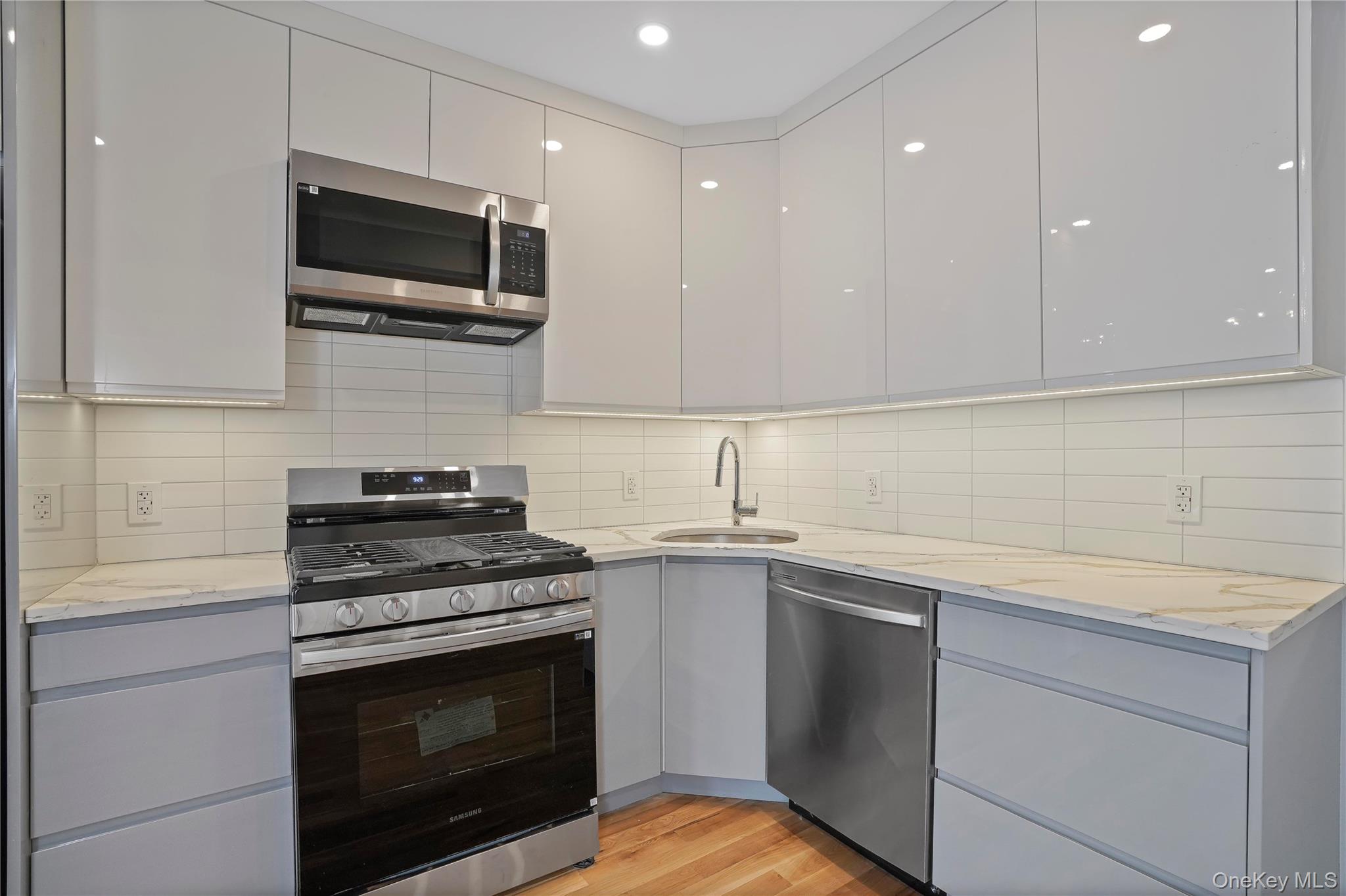 79-23 67 Drive – For Sale photo 14