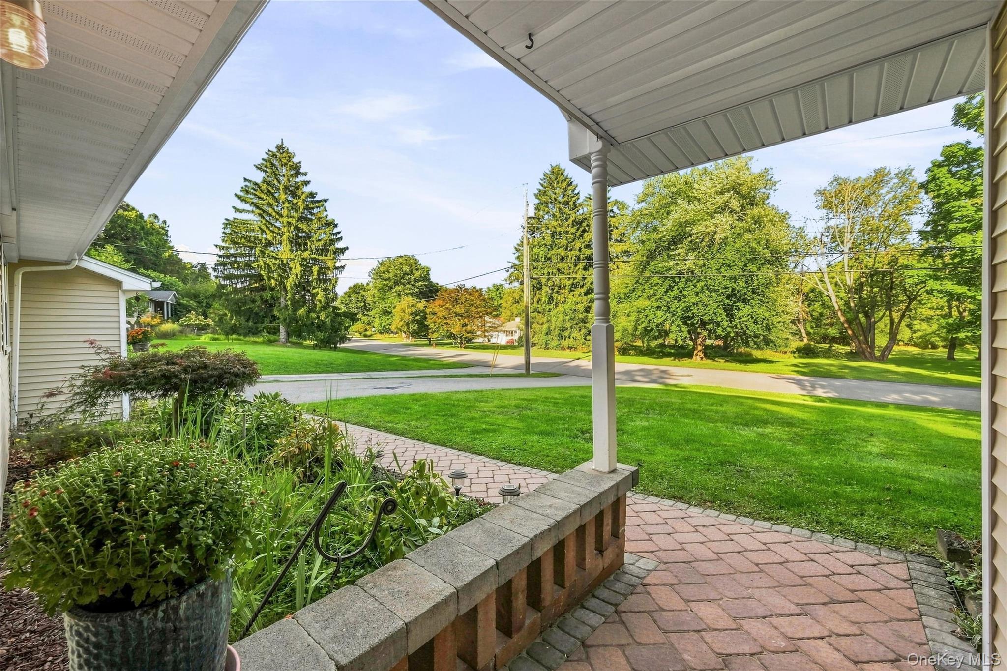14 Pond Hill Avenue – For Sale photo 2