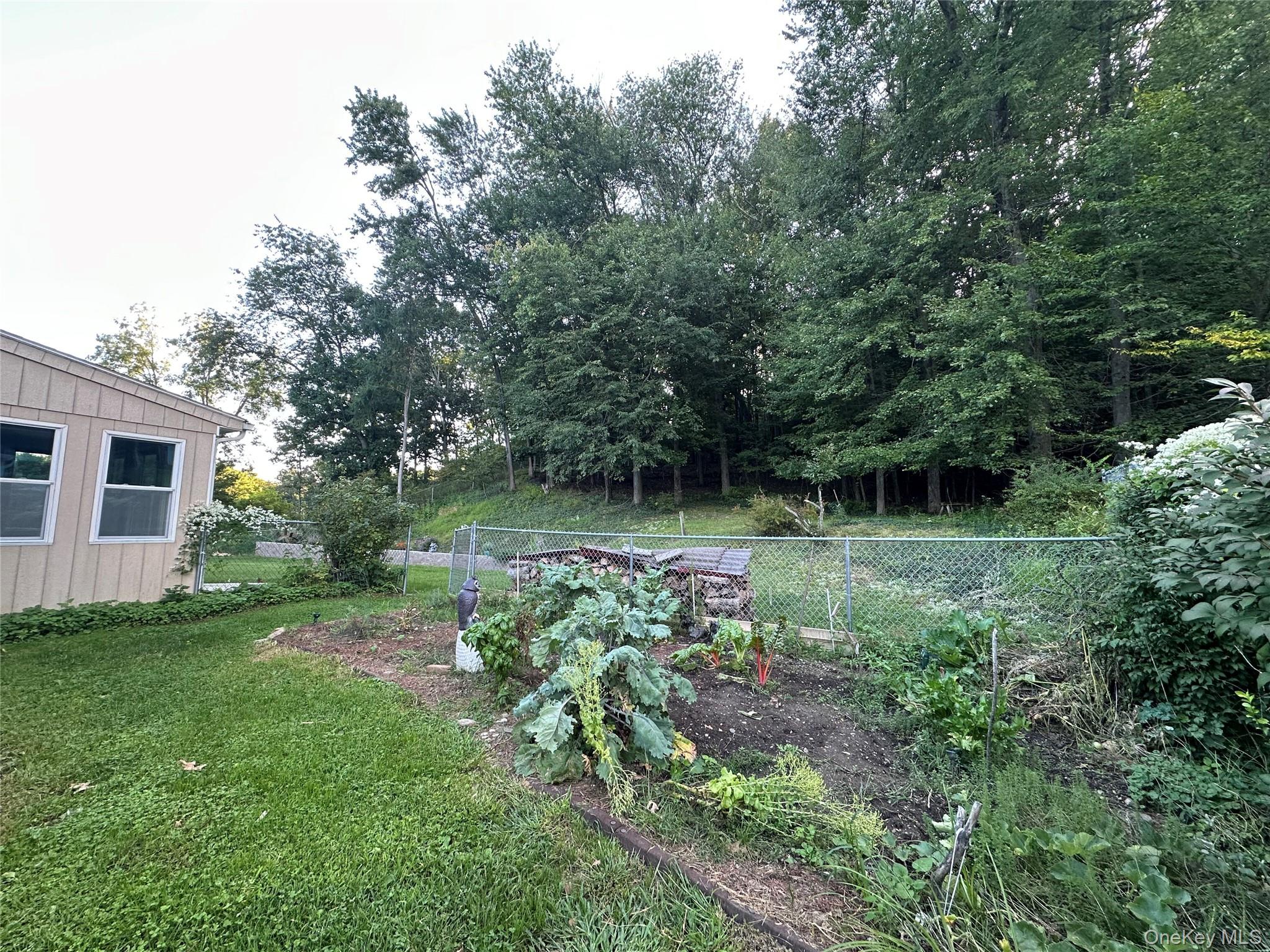 14 Pond Hill Avenue – For Sale photo 29