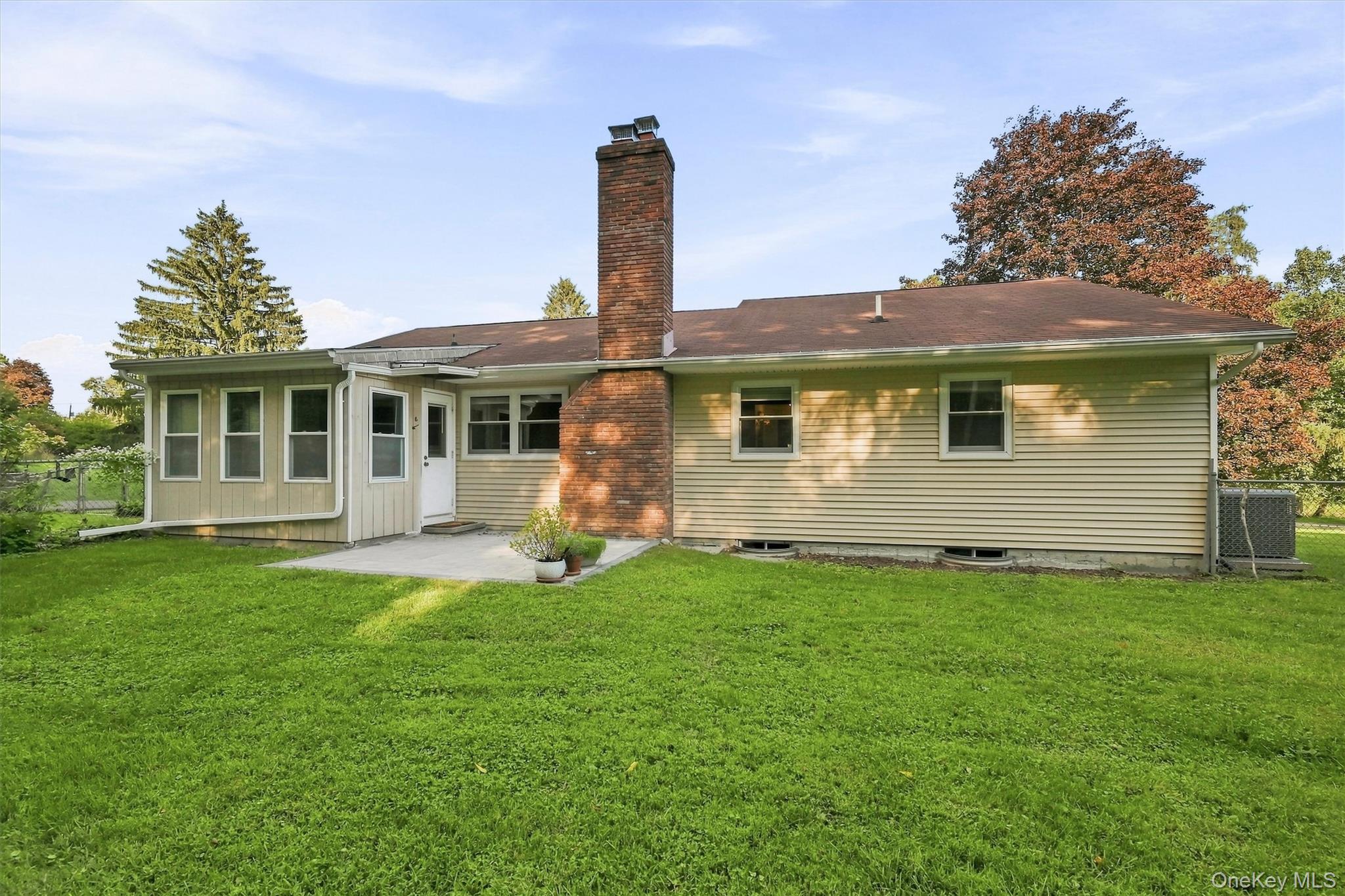14 Pond Hill Avenue – For Sale photo 4