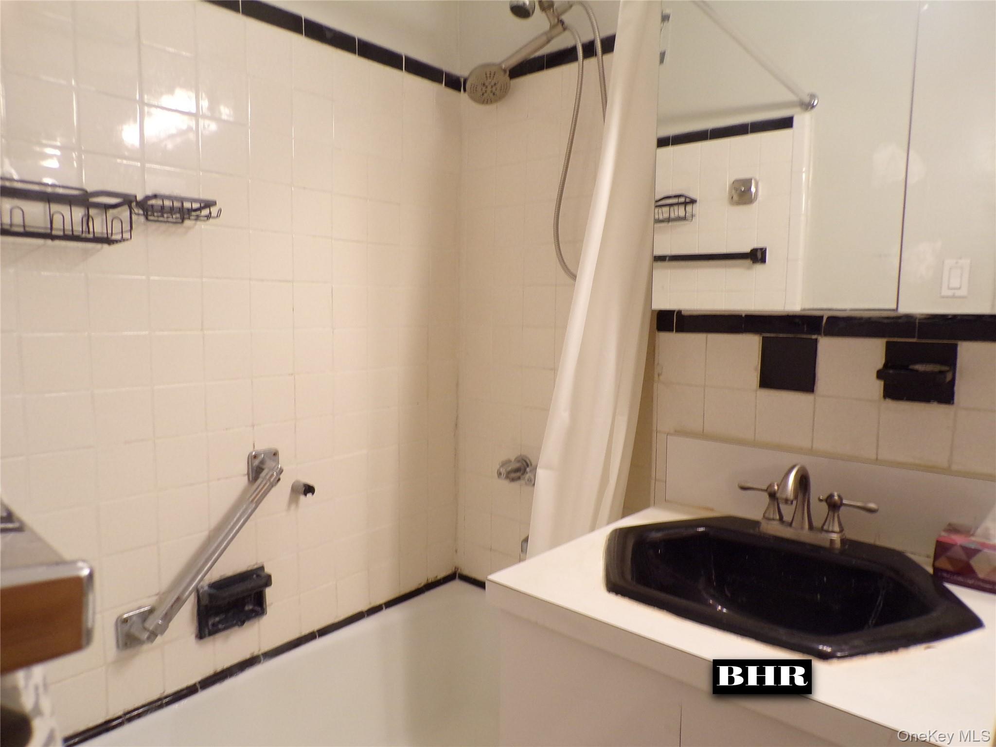 2265 Gerritsen Avenue, Unit 1S photo 12