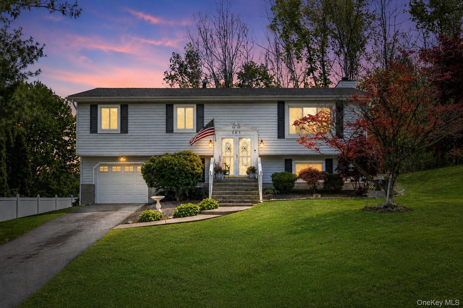 105 Shaker Court N – For Sale photo 3