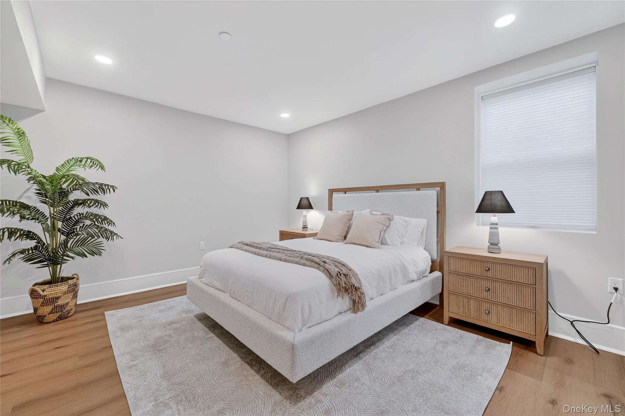 1803 Soundview Court – For Sale photo 25