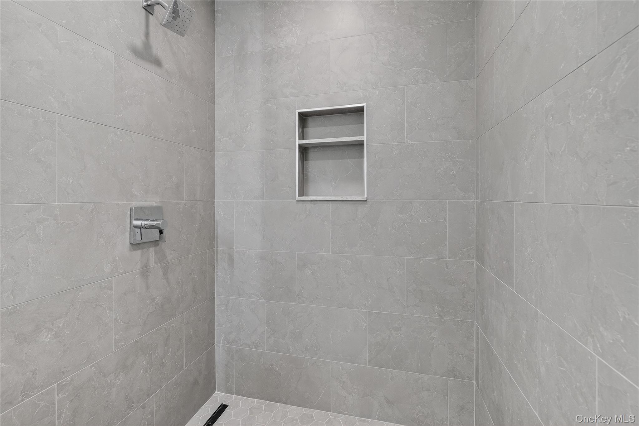 1811 Soundview Court – For Sale photo 28