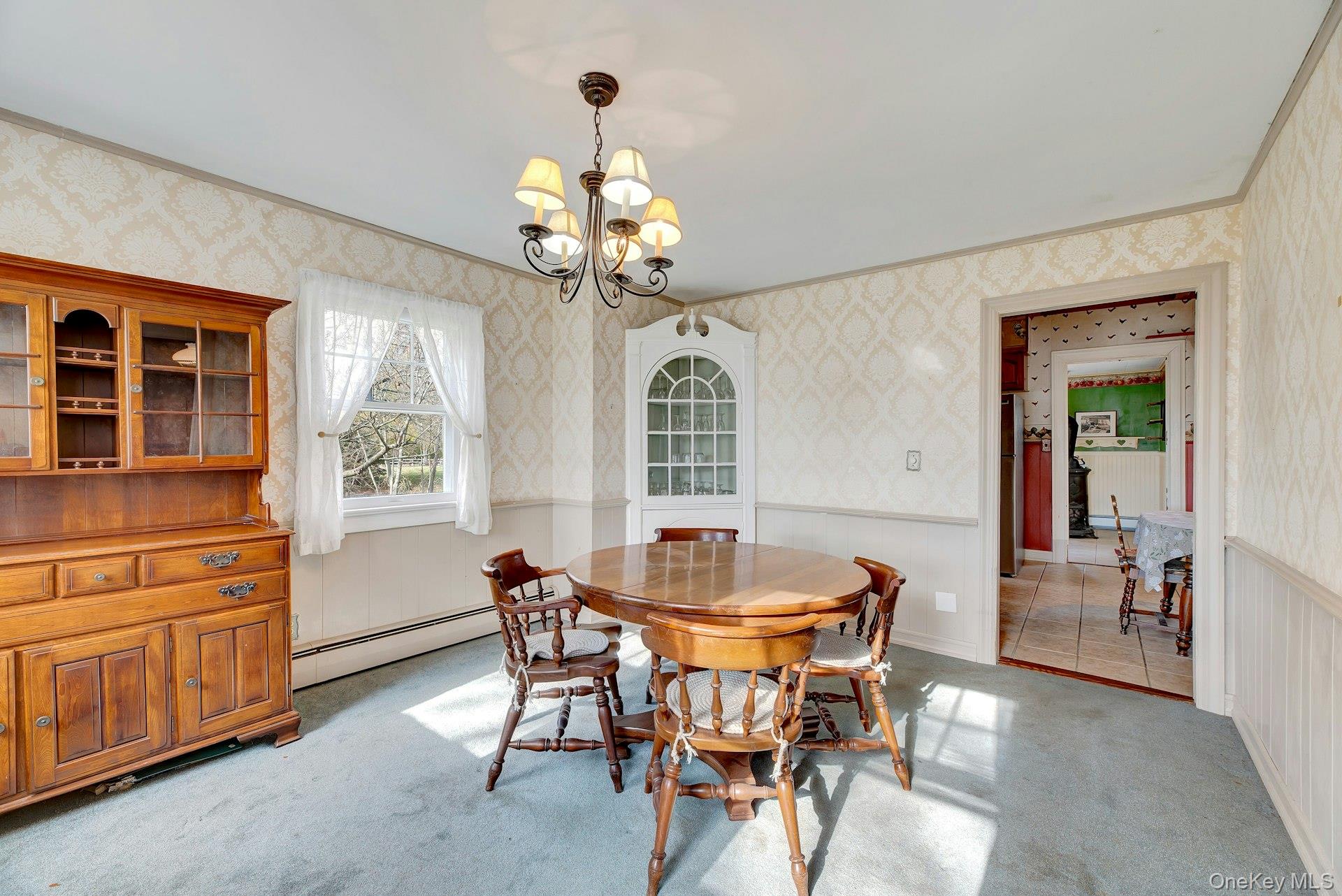 1760 Albertson Lane – For Sale photo 6