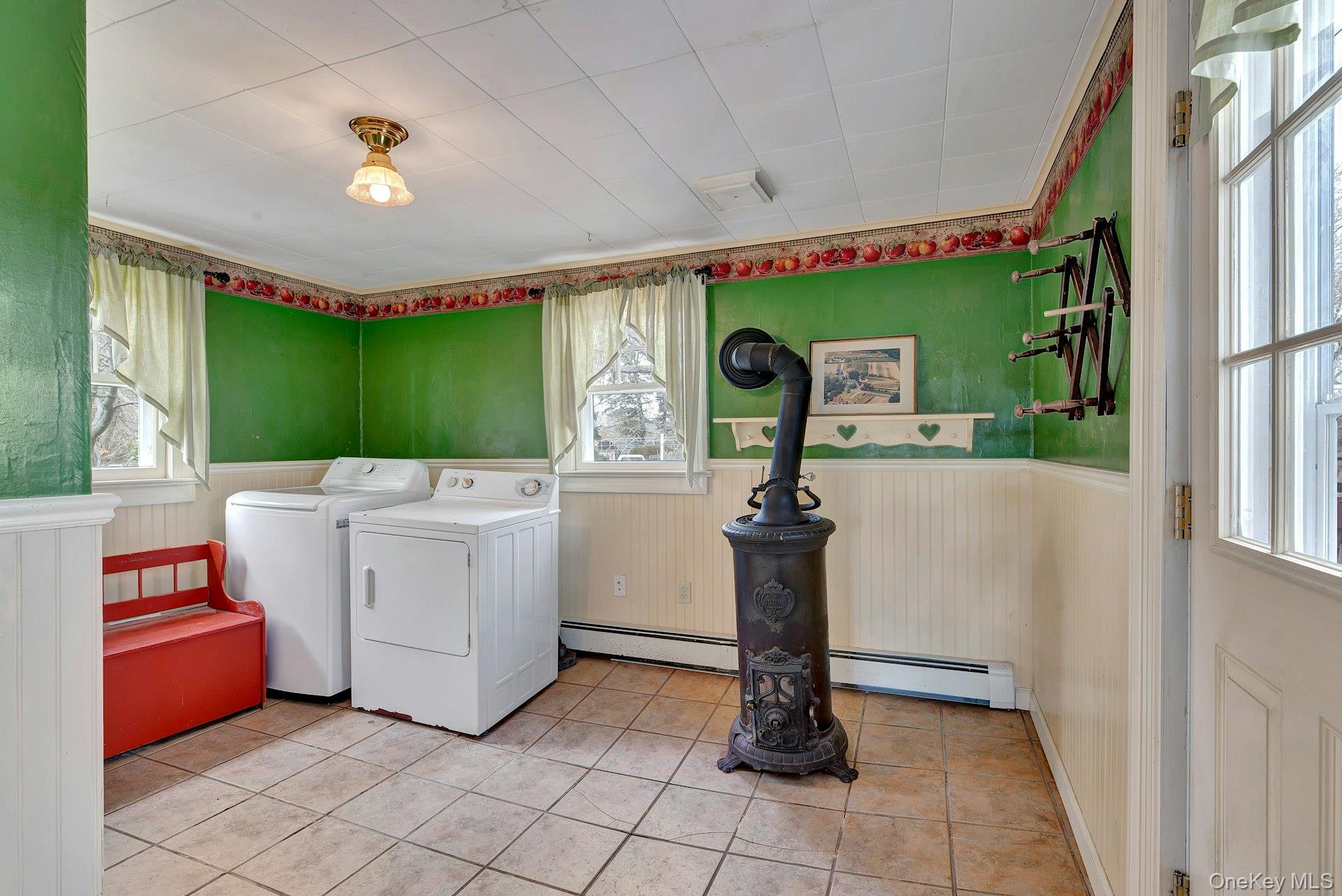 1760 Albertson Lane – For Sale photo 11