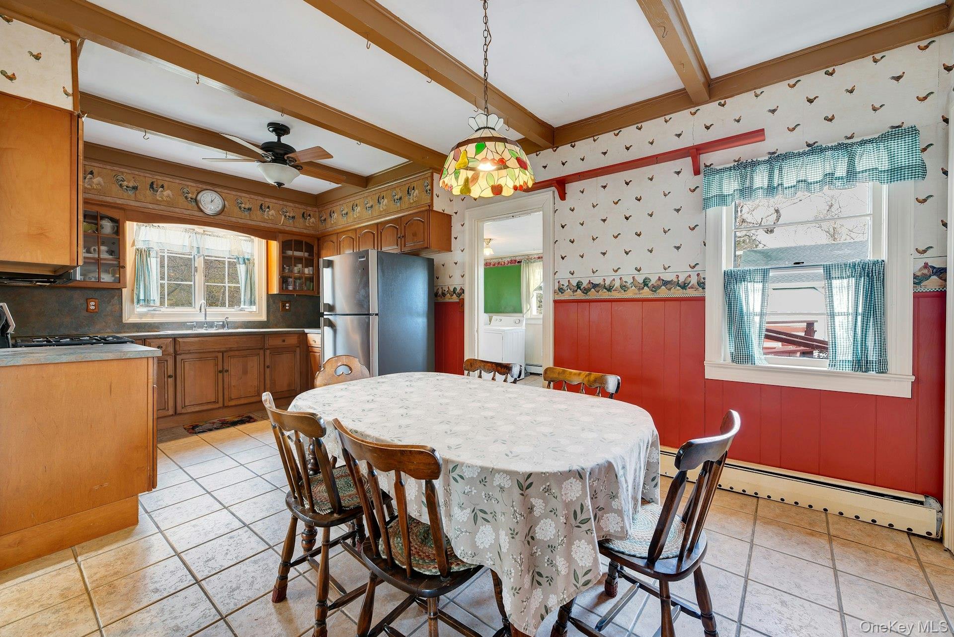 1760 Albertson Lane – For Sale photo 8