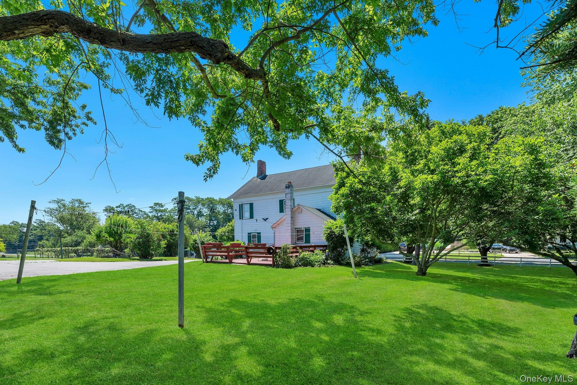 1760 Albertson Lane – For Sale photo 20
