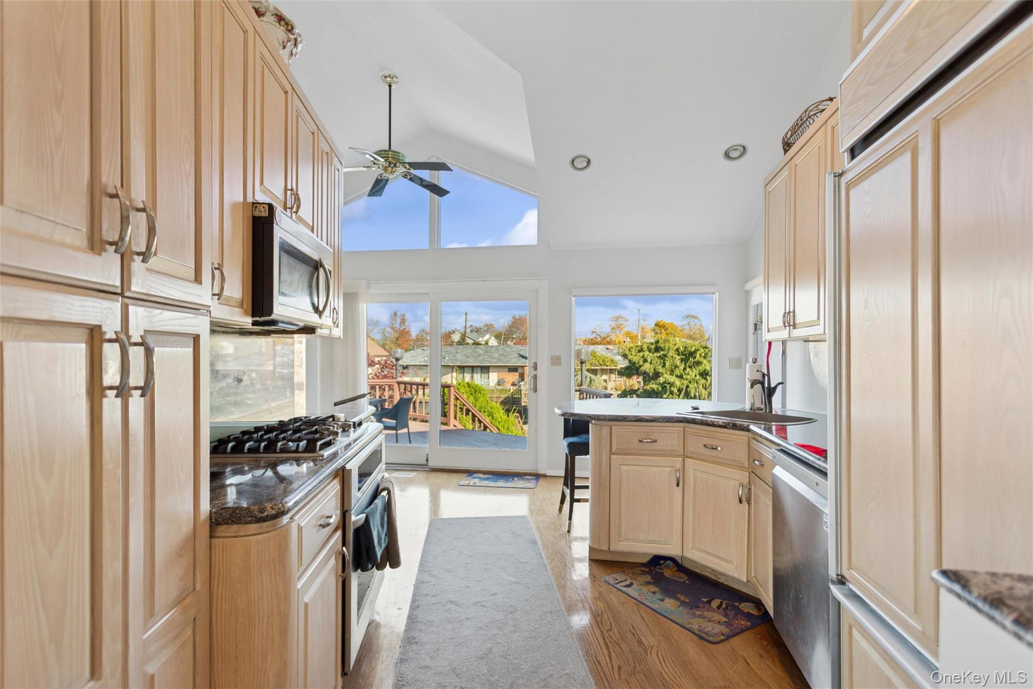2729 Shore Drive – For Sale photo 10