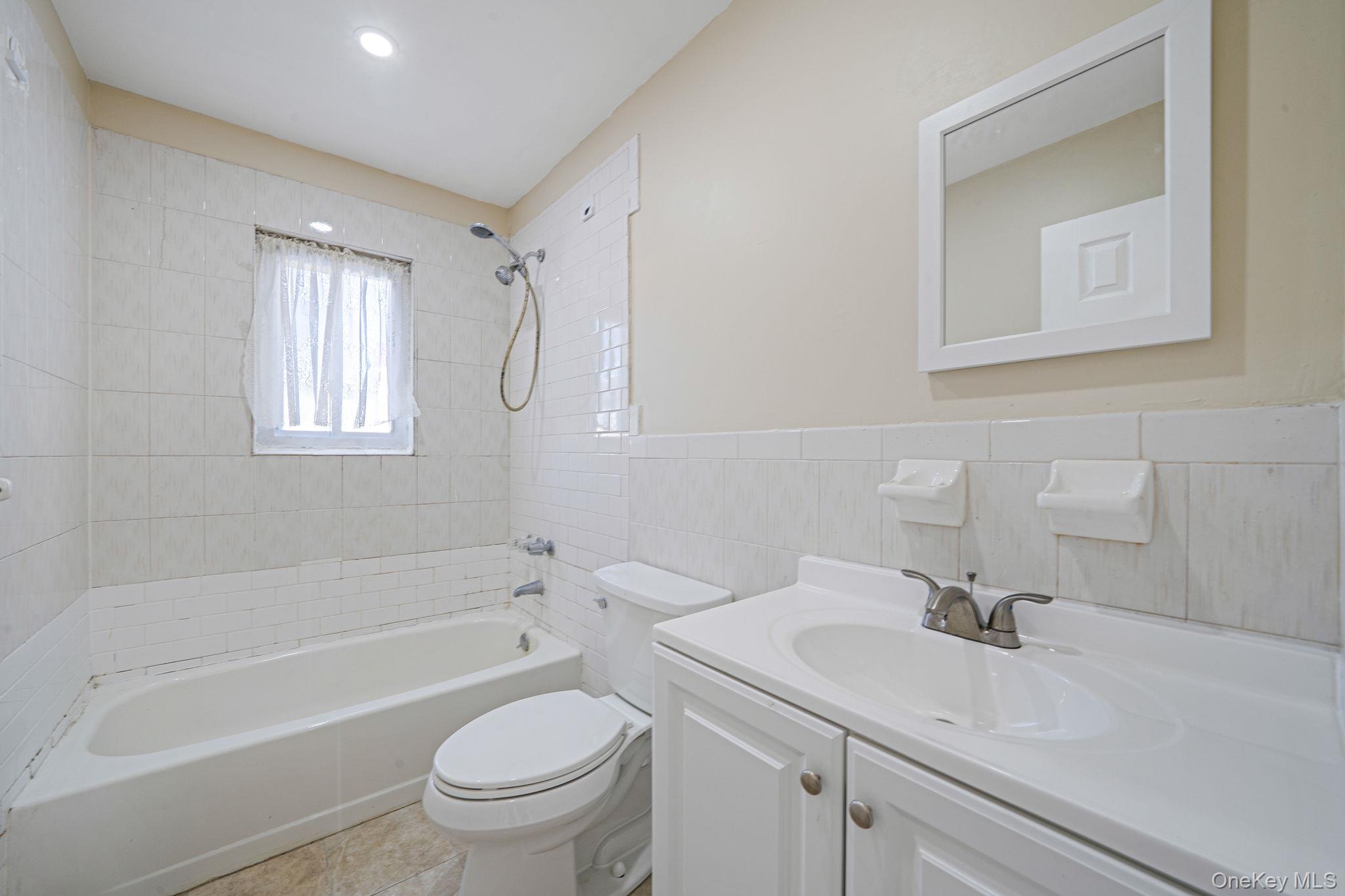 4 Bay Place – For Sale photo 41