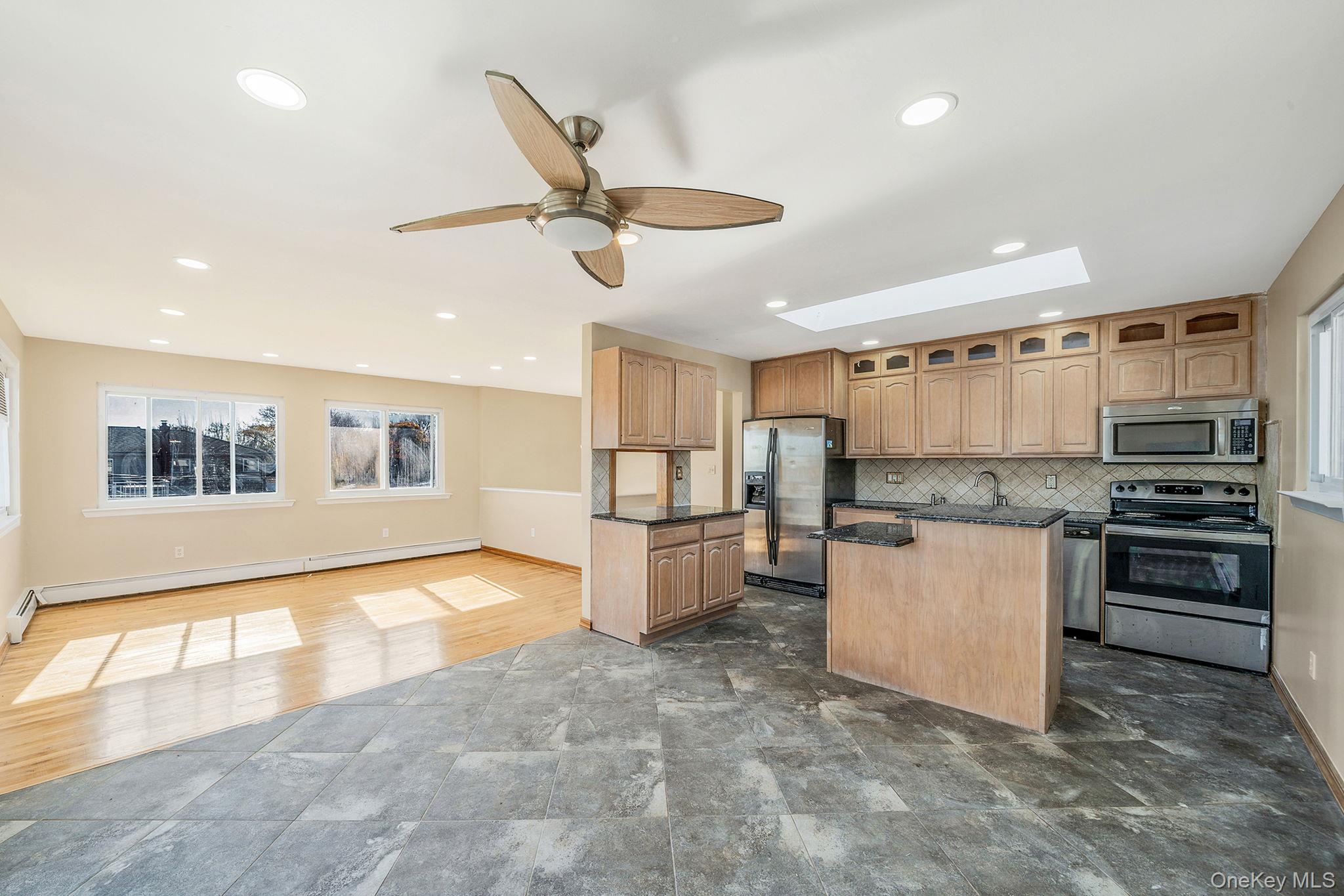 4 Bay Place – For Sale photo 19