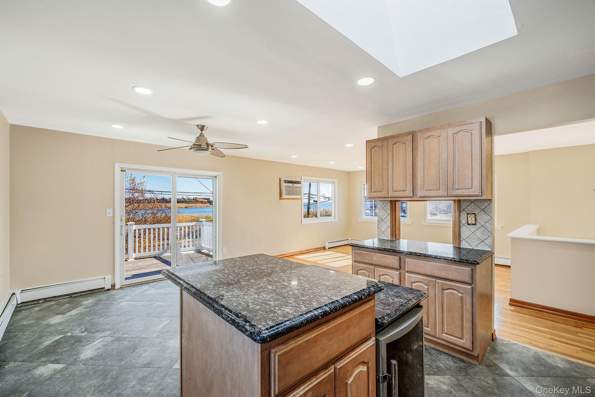 4 Bay Place – For Sale photo 23