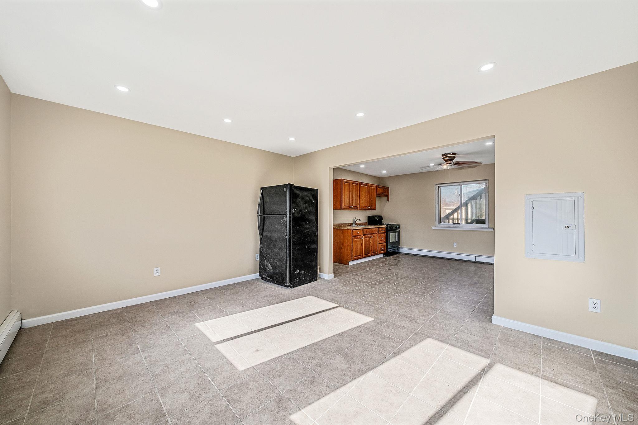 4 Bay Place – For Sale photo 33