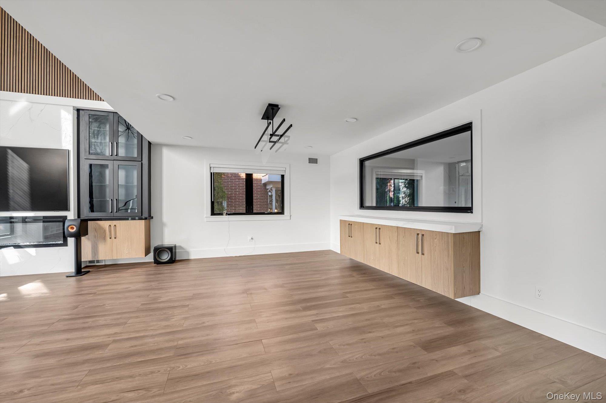 29-41 218th Street – For Sale photo 8