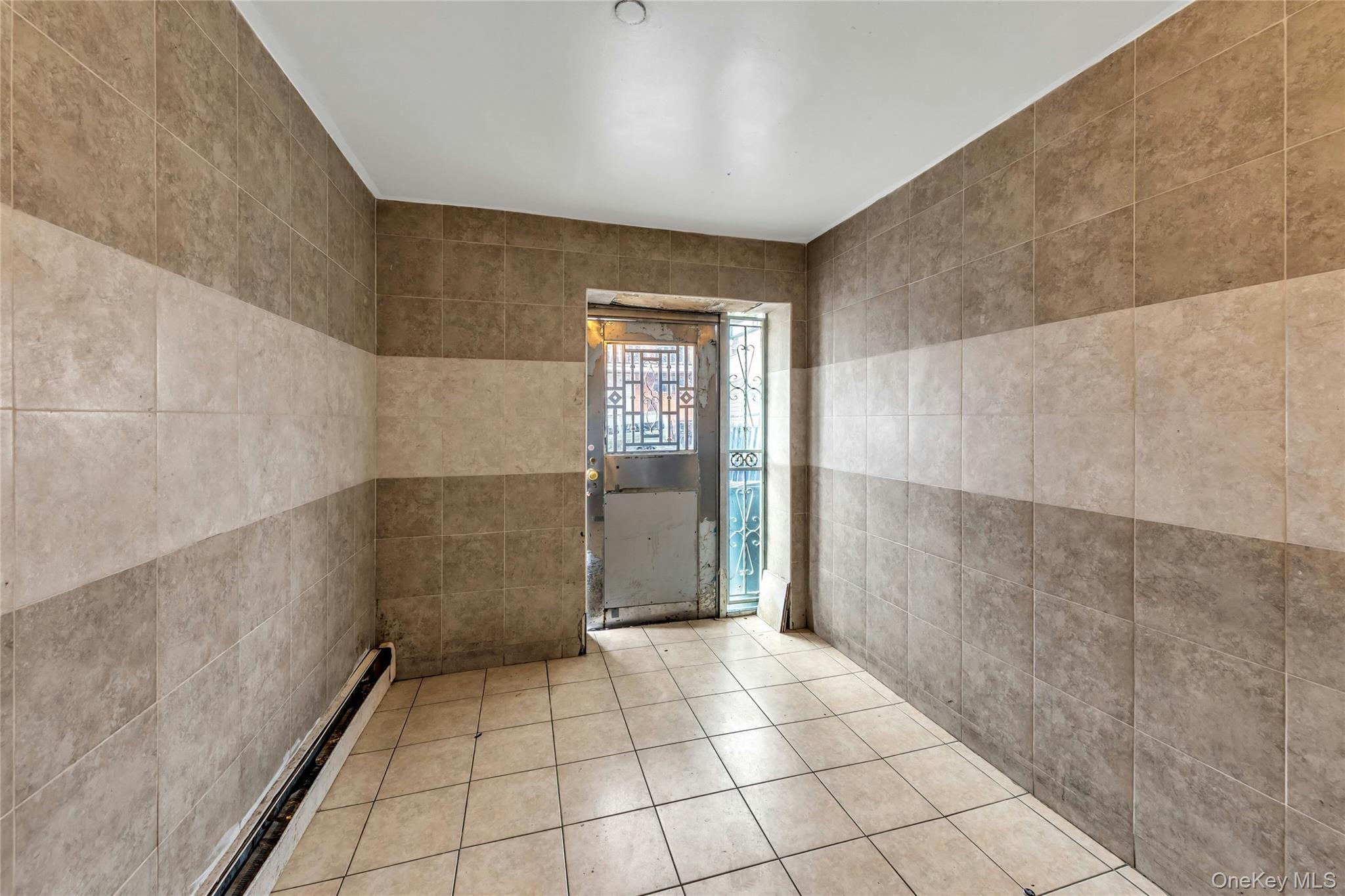 102-18 Radcliff Avenue – For Sale photo 35