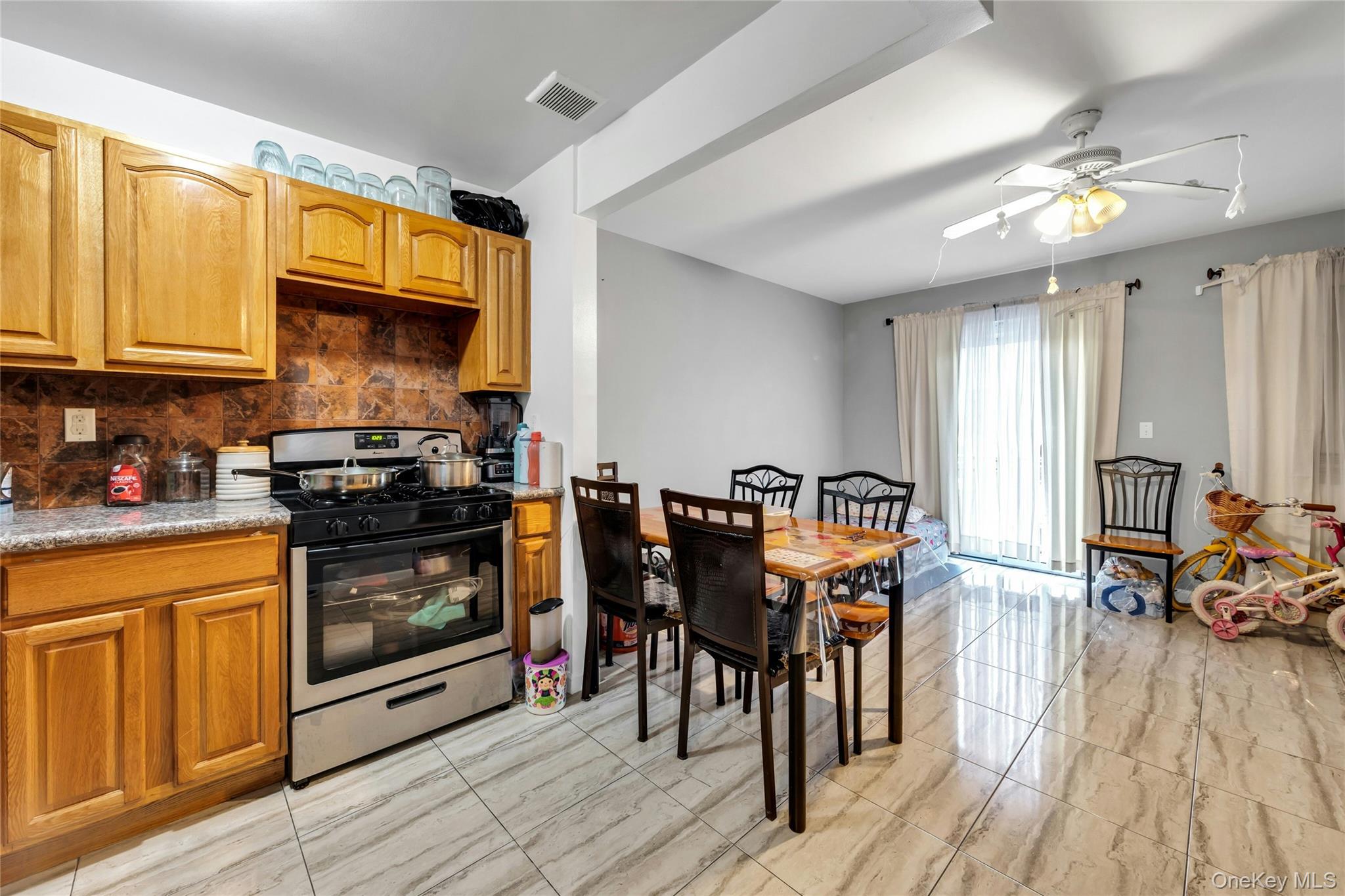 102-18 Radcliff Avenue – For Sale photo 11